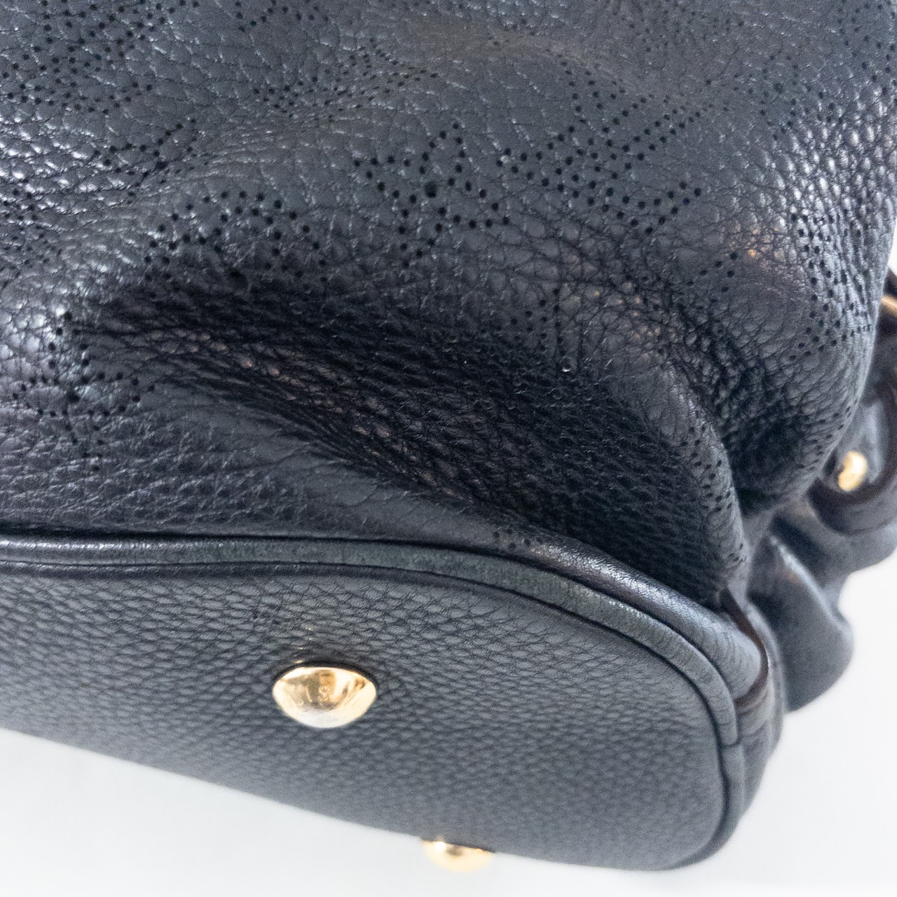 Louis Vuitton Black Mahina Leather Hobo Bag