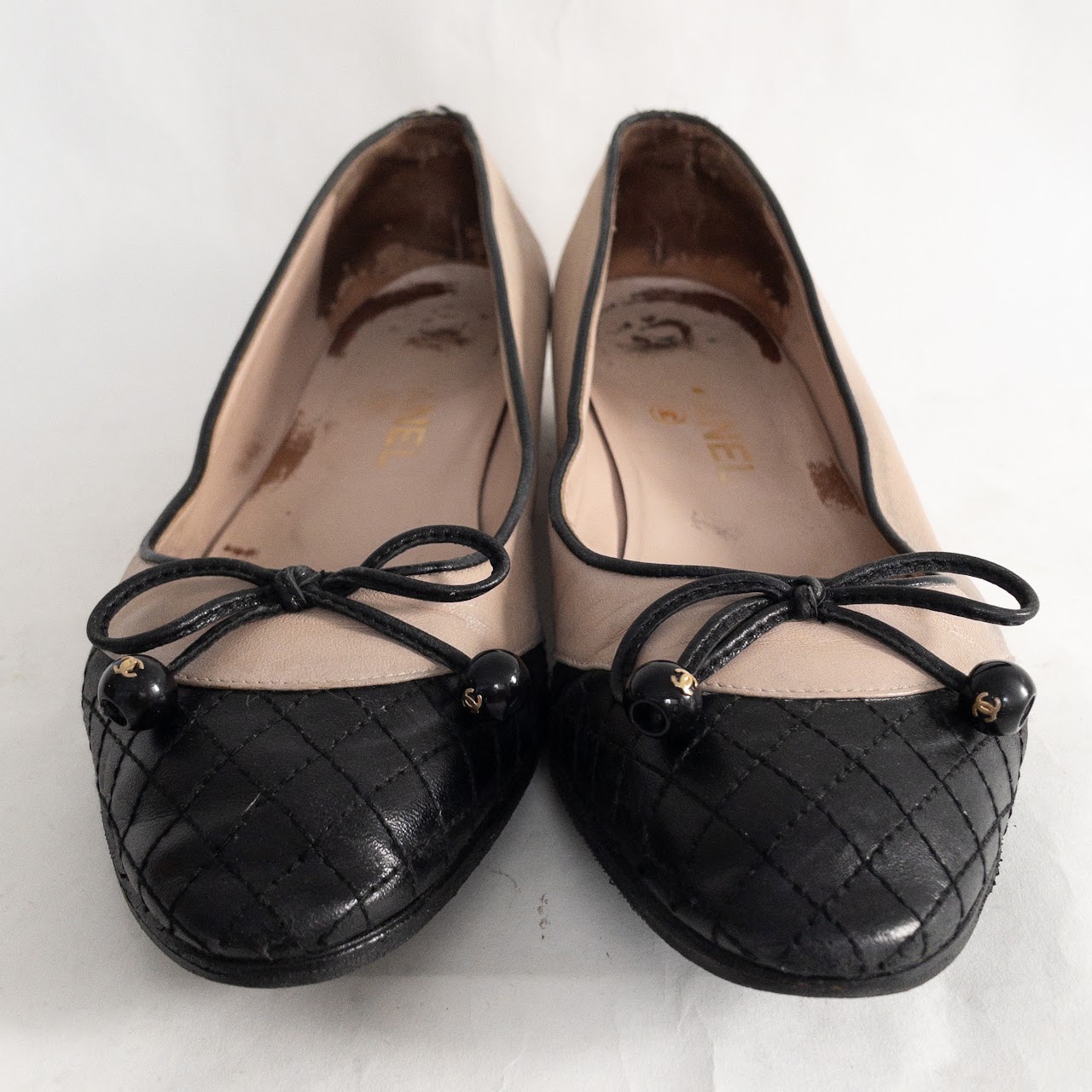 Chanel Two-Tone Diamond Pattern Cap Toe Ballet Flats