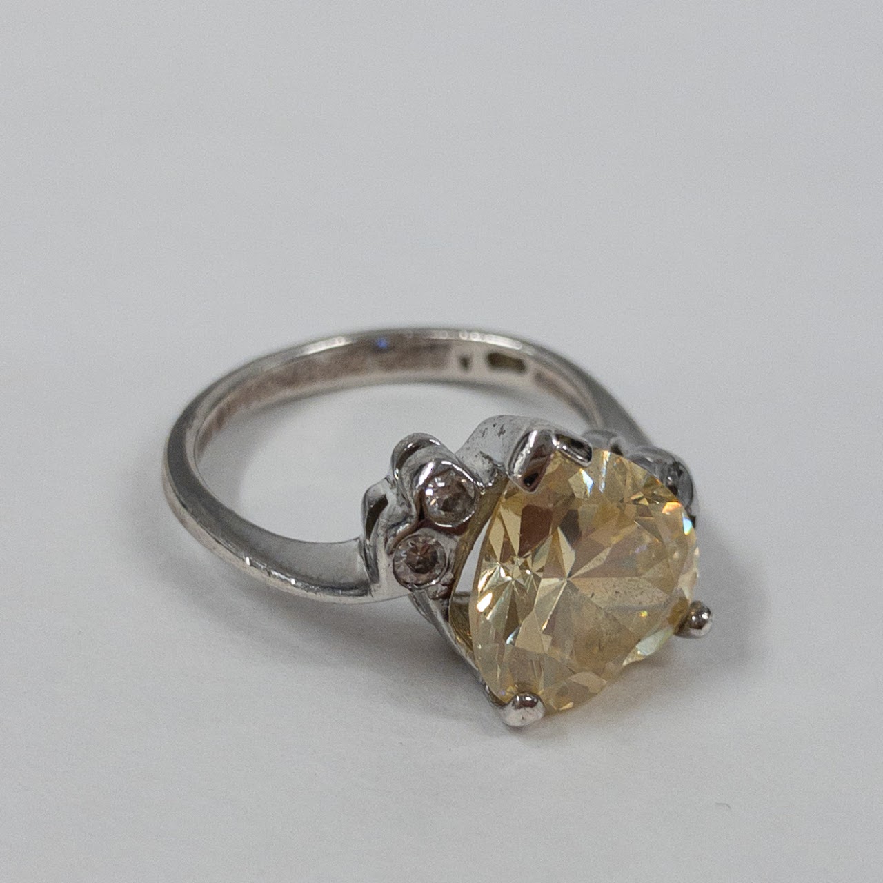 14K Gold & Yellow Stone Ring