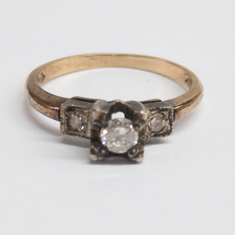 14K Gold Diamond Ring