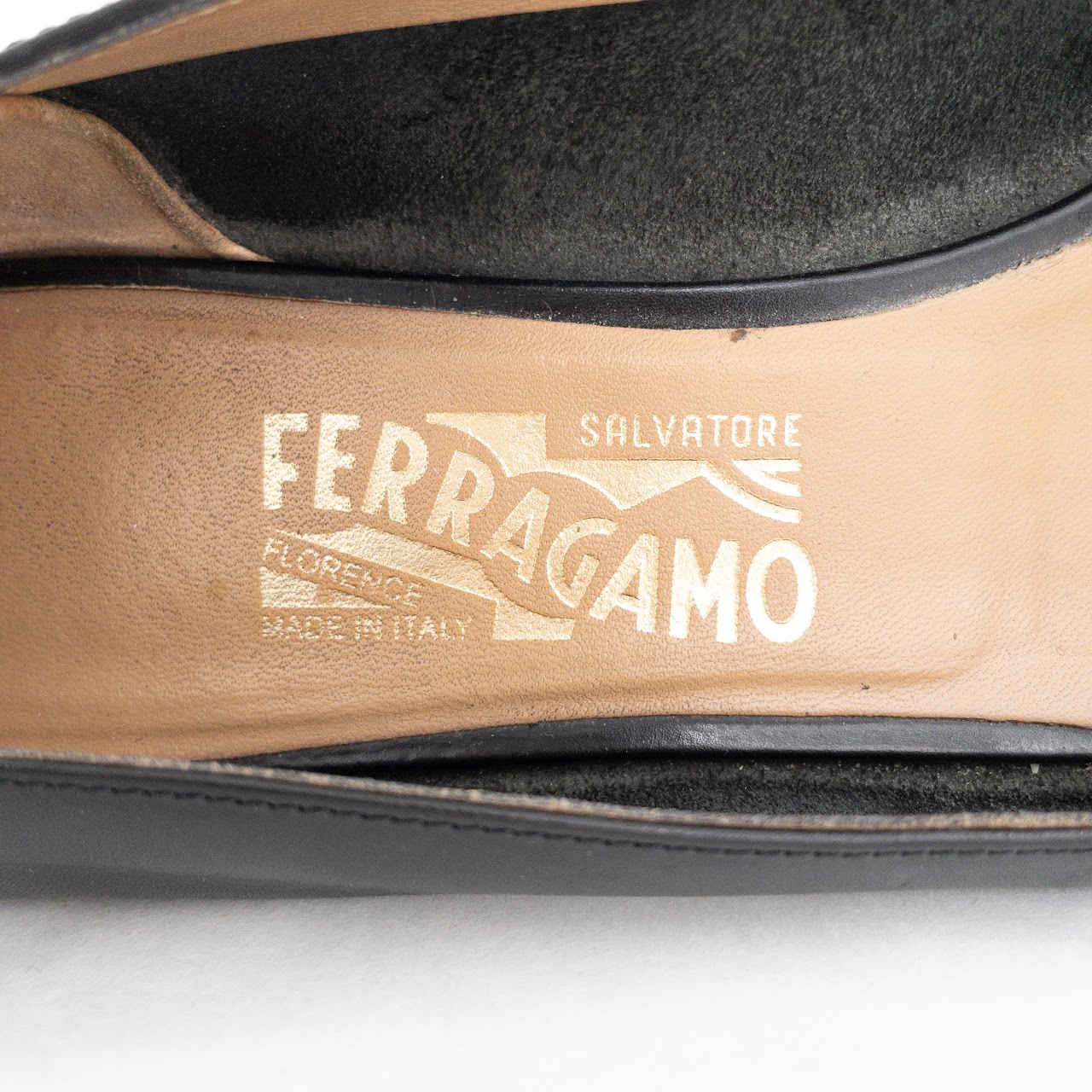 Ferragamo Low Heel Pumps