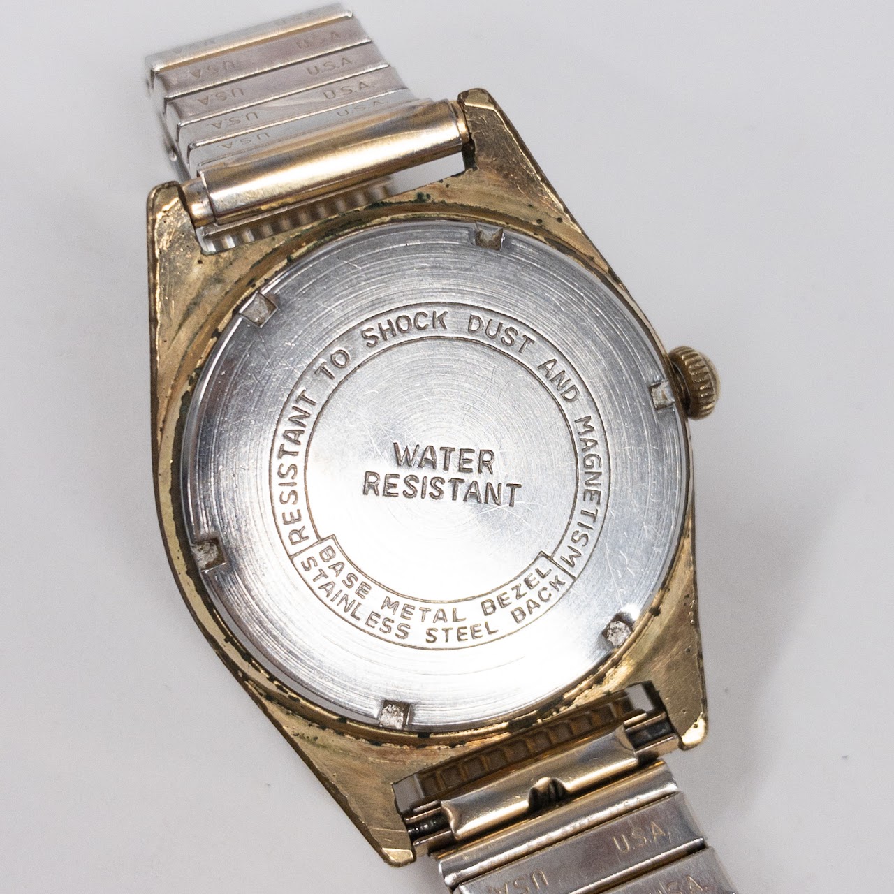 Vantage  17- Jewel Vintage Wristwatch