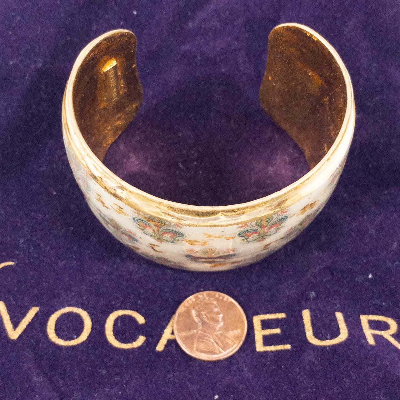 Evocateur Fleur-De-Lis Gold Leaf Open Cuff Bracelet