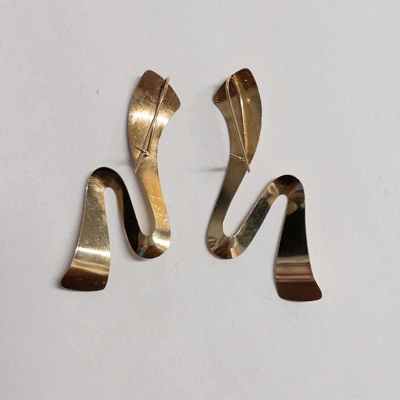 14K Gold Modernist Squiggle Earrings