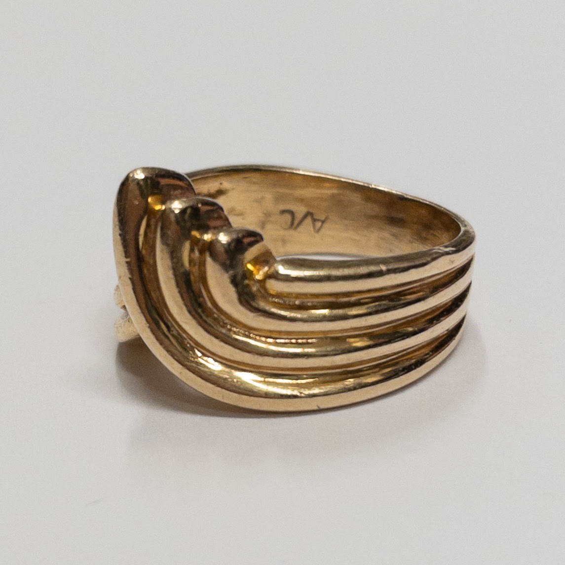 14K Gold Swirl Ring