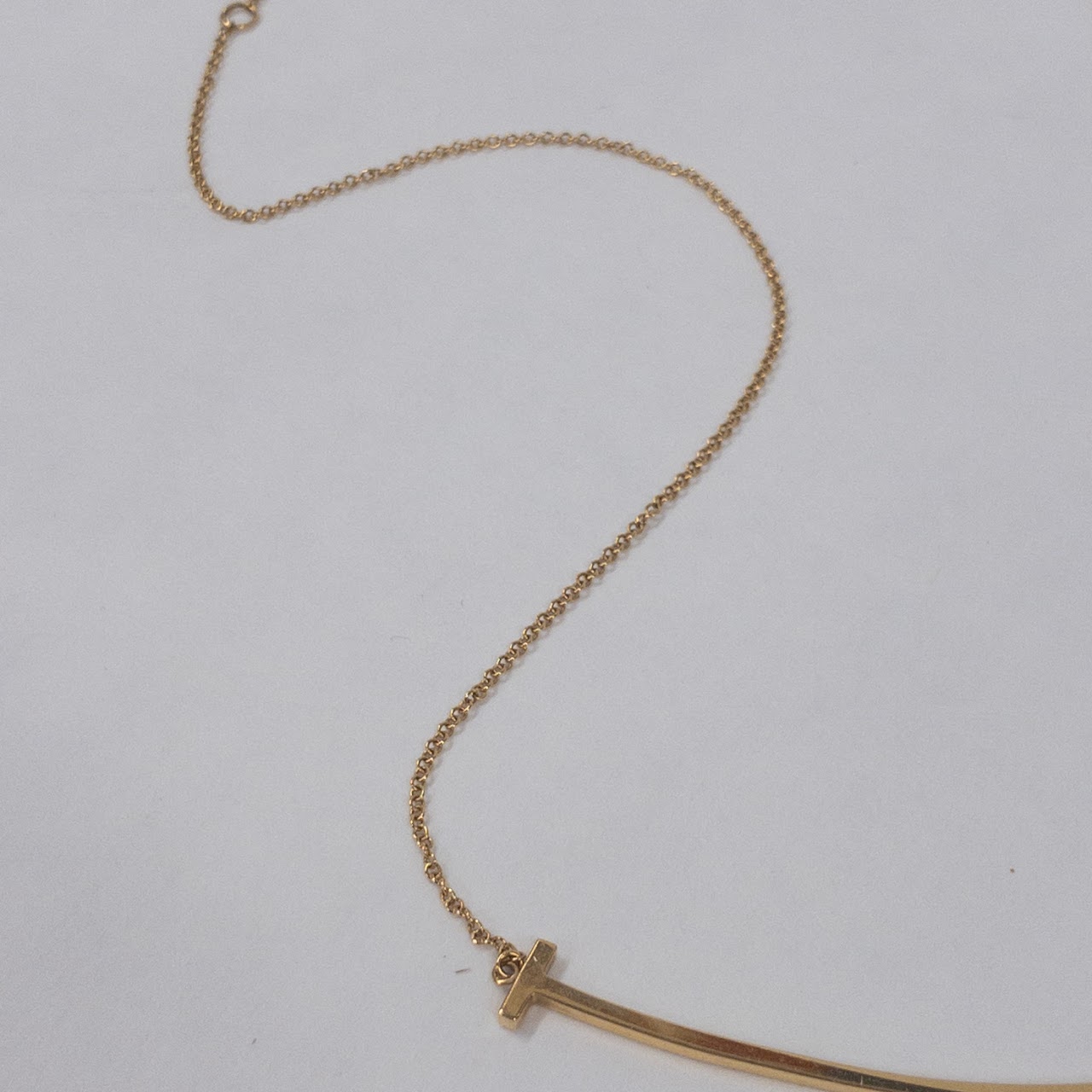 Tiffany & Co. 18K Gold Rolo Chain Necklace With T-Bar Pendant