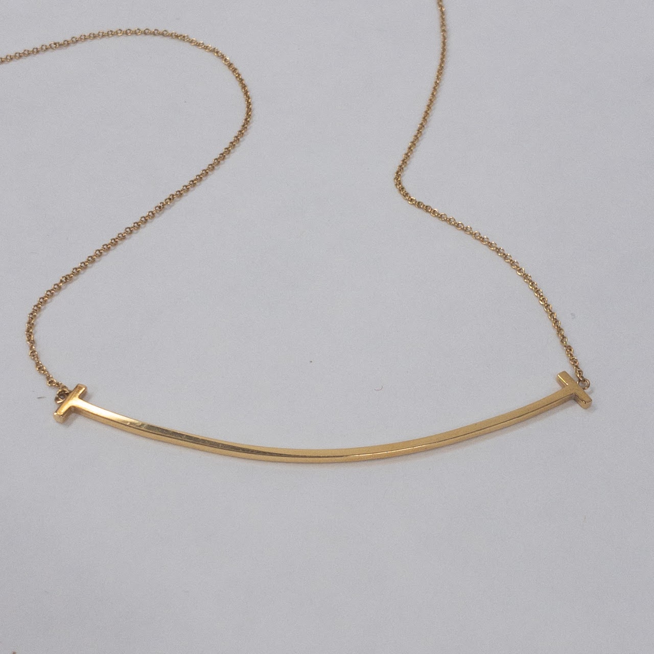 Tiffany & Co. 18K Gold Rolo Chain Necklace With T-Bar Pendant