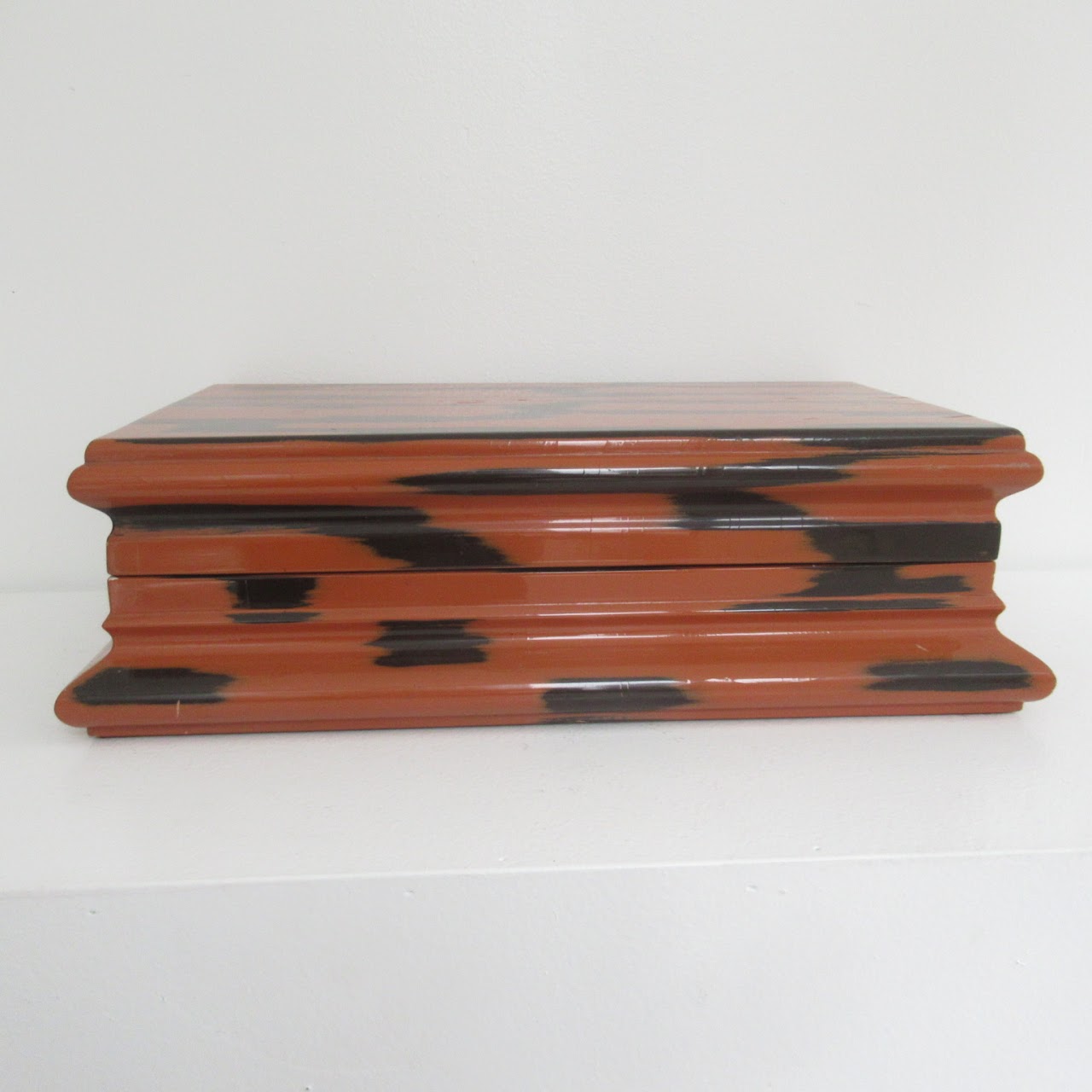 Lacquered Tiger Striped  Box