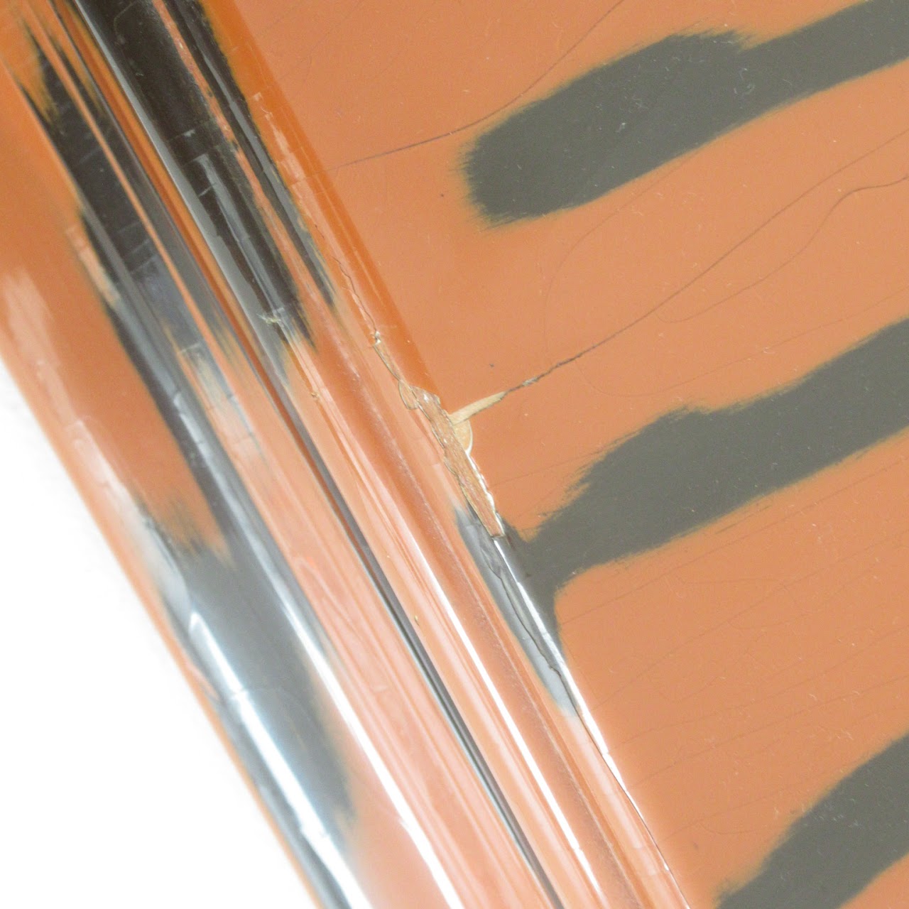 Lacquered Tiger Striped  Box