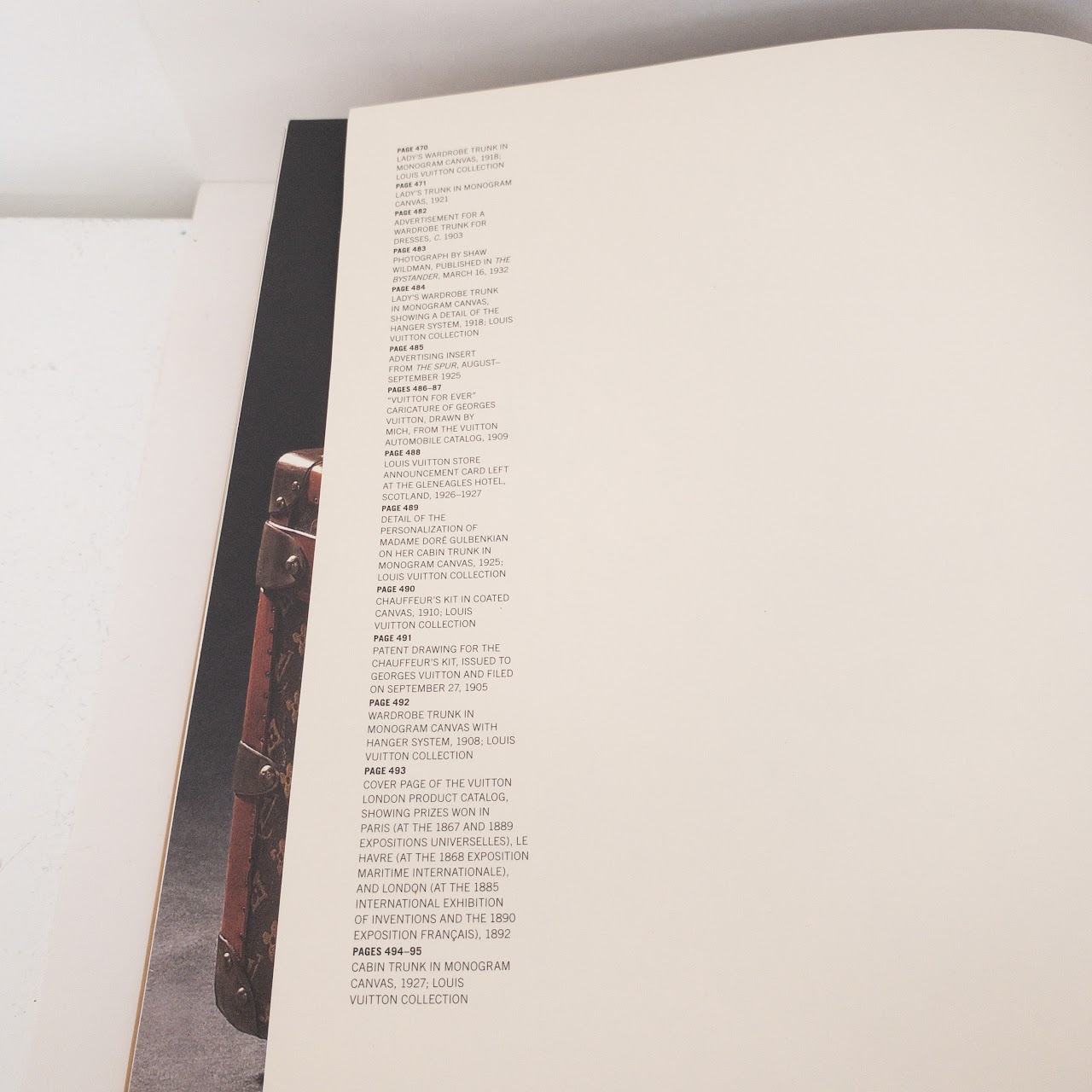 BIBLIO, 100 Legendary Trunks: Louis Vuitton by Léonforte, Pierre, Éric  Pujalet-Plaà, Florence Leschám Marie Wurry, Hardcover, 2010, Abrams