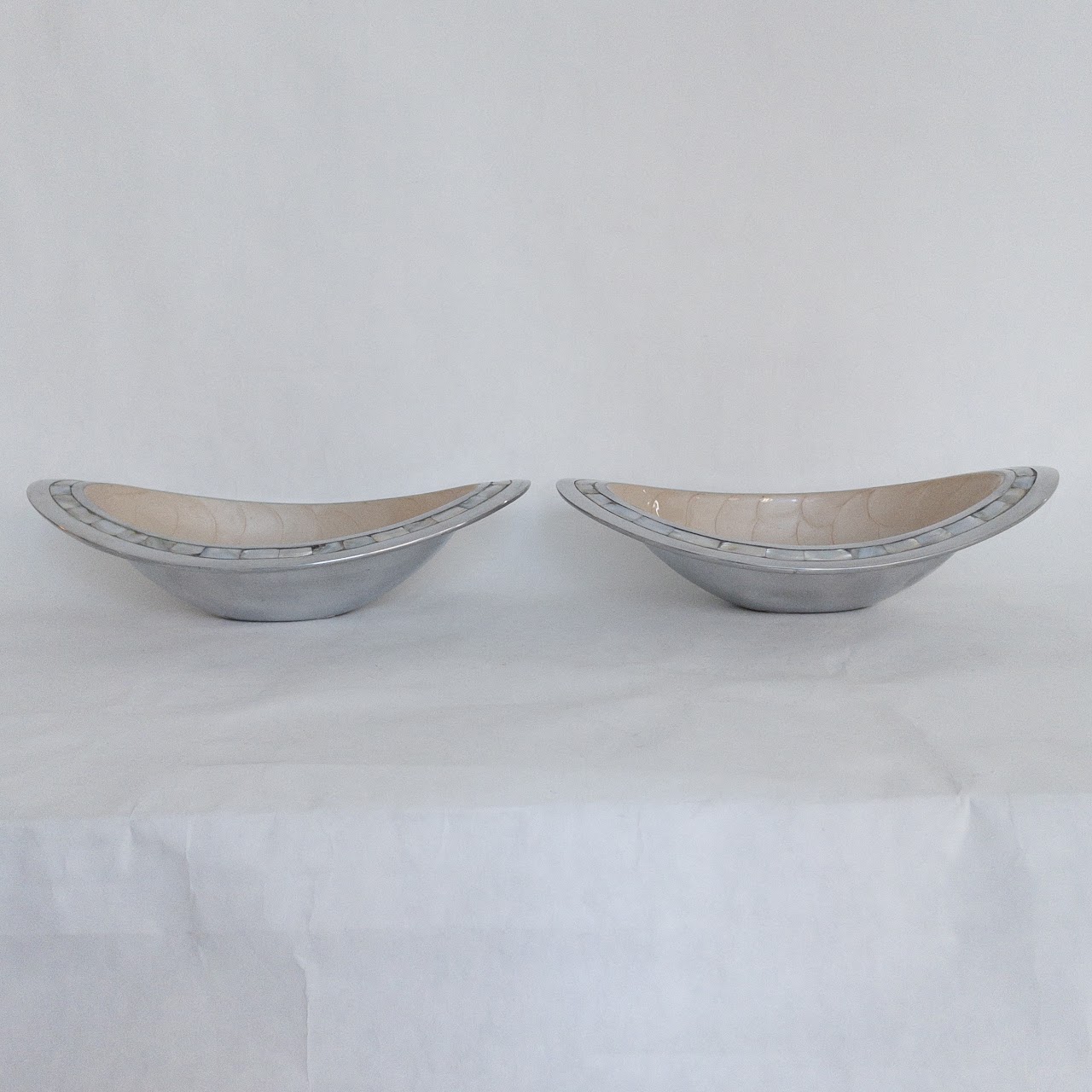 Julia Knight Oval Pagoda Bowl Pair