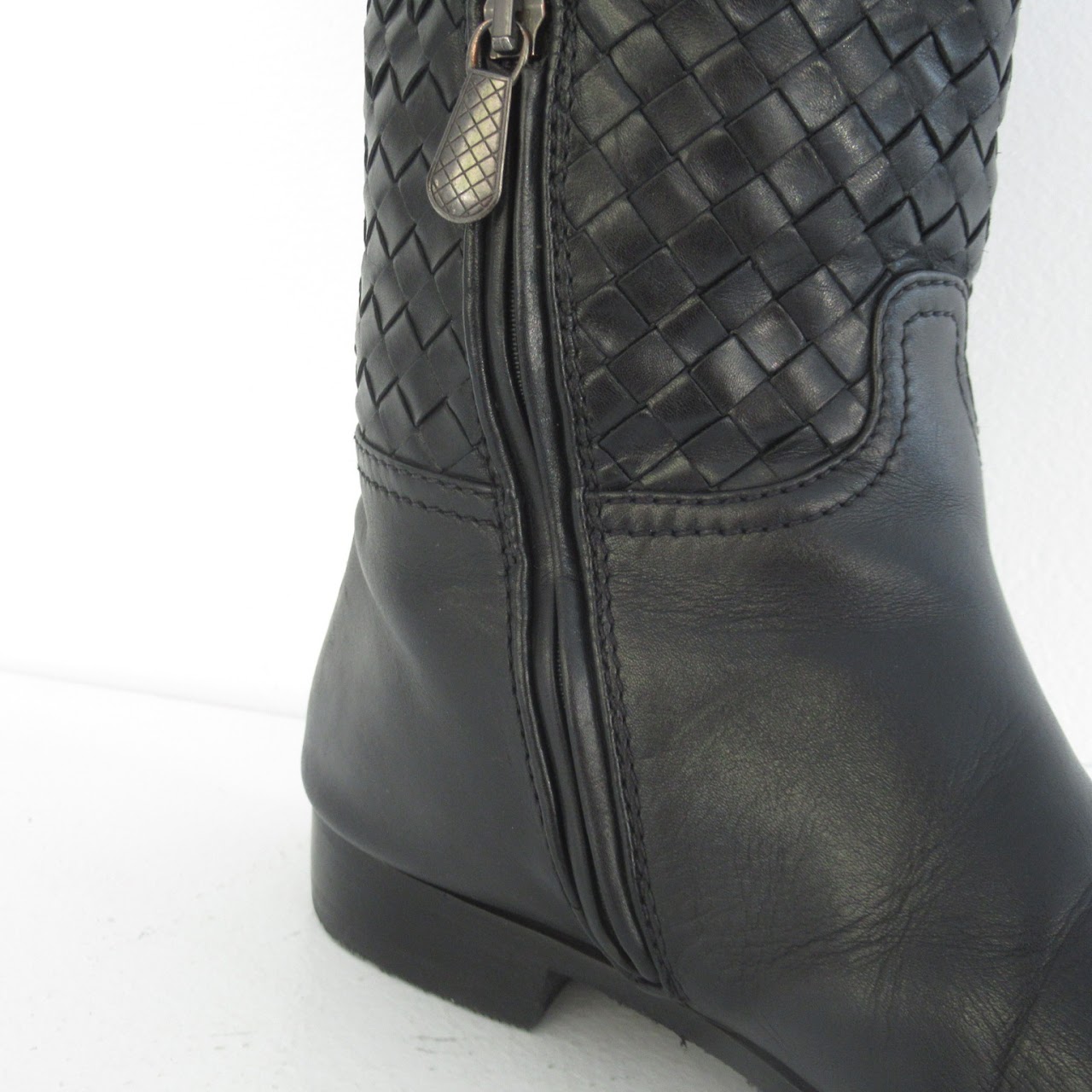 Bottega Veneta Black Leather Calf Boots