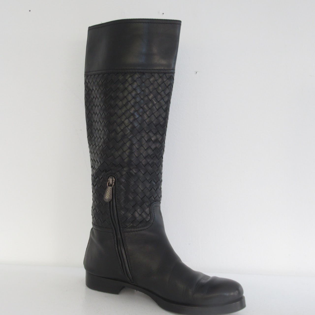 Bottega Veneta Black Leather Calf Boots