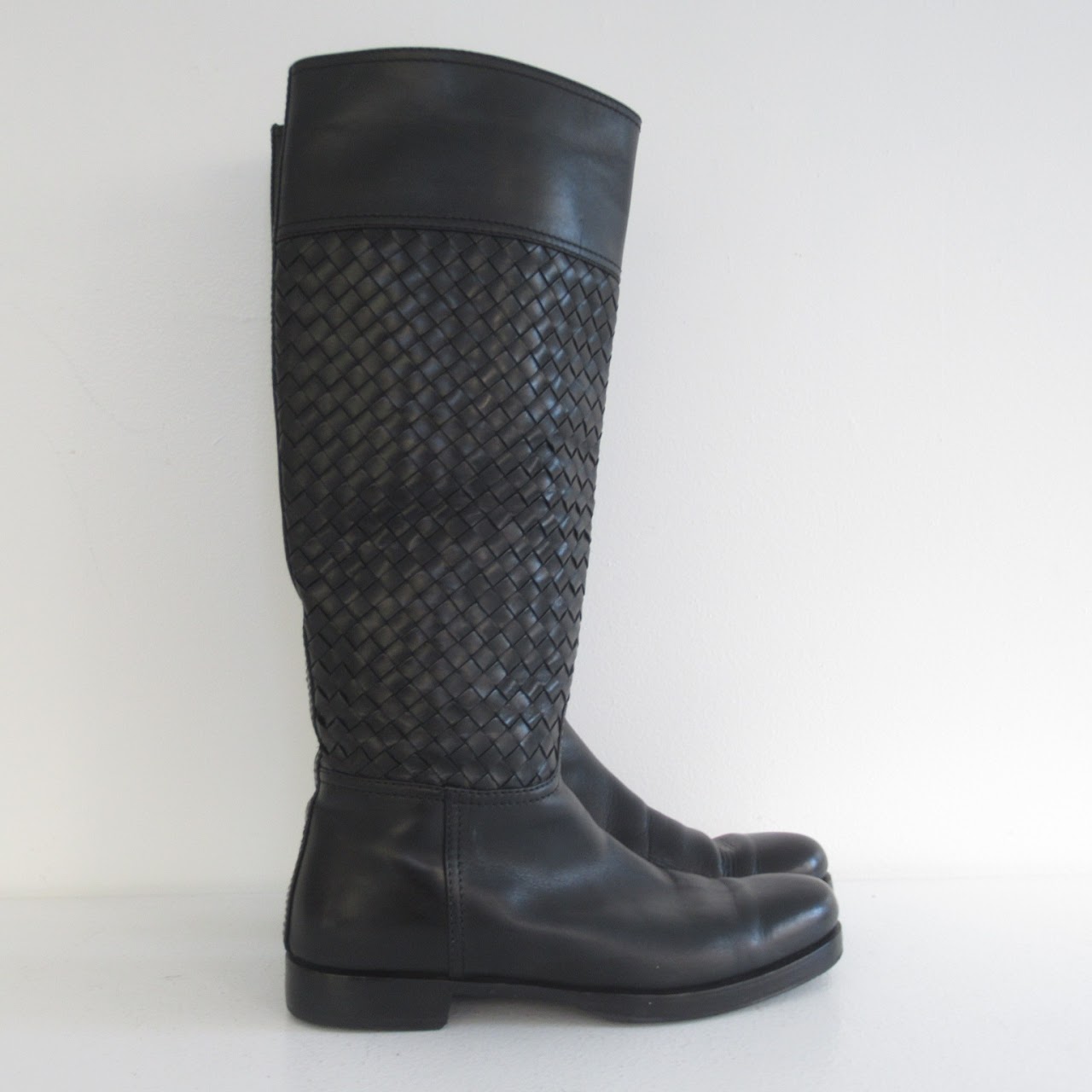 Bottega Veneta Black Leather Calf Boots