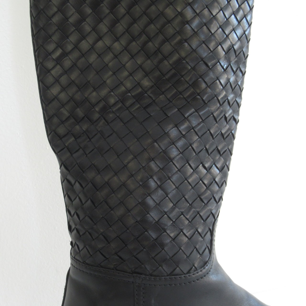 Bottega Veneta Black Leather Calf Boots