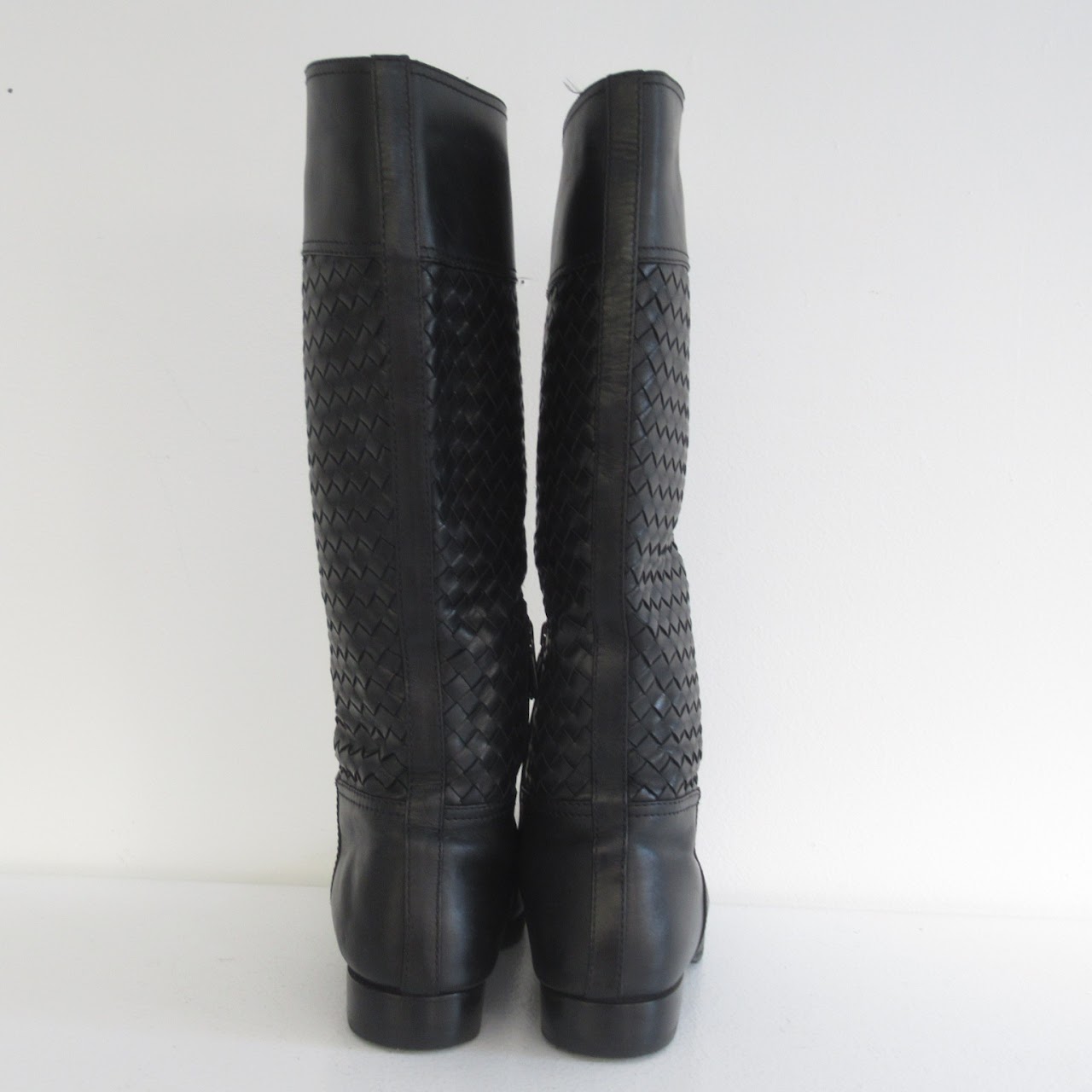 Bottega Veneta Black Leather Calf Boots