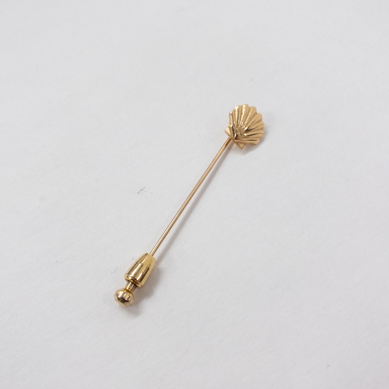 14K Gold Shell Stick Pin