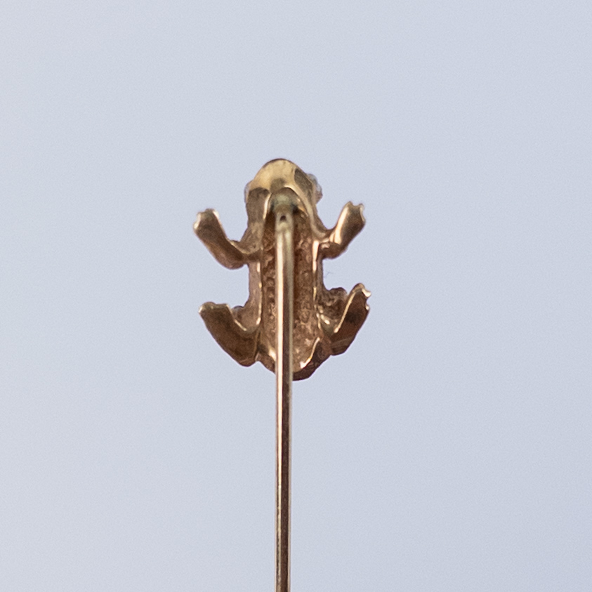 14K Gold and Diamond Frog Stick Pin