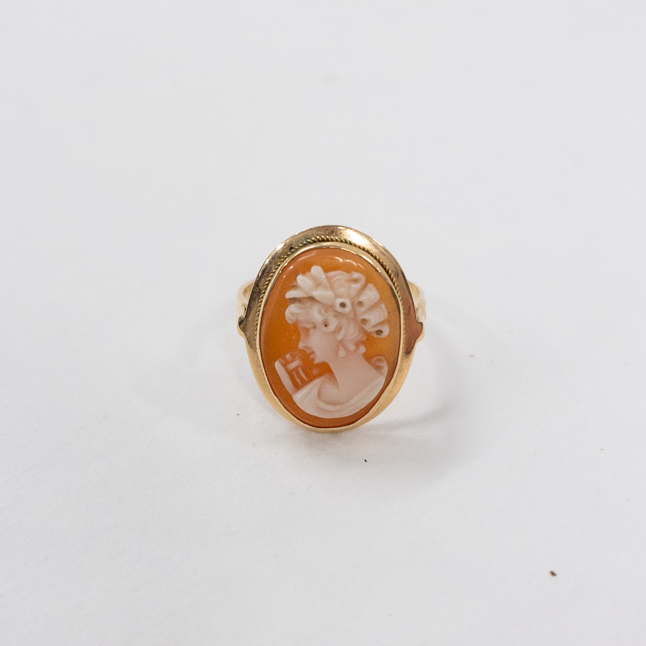 14K Gold Cameo Ring