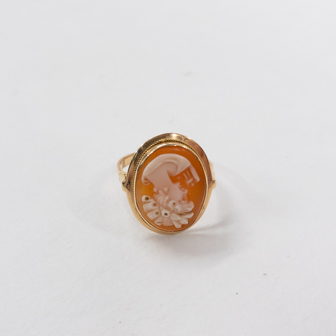 14K Gold Cameo Ring