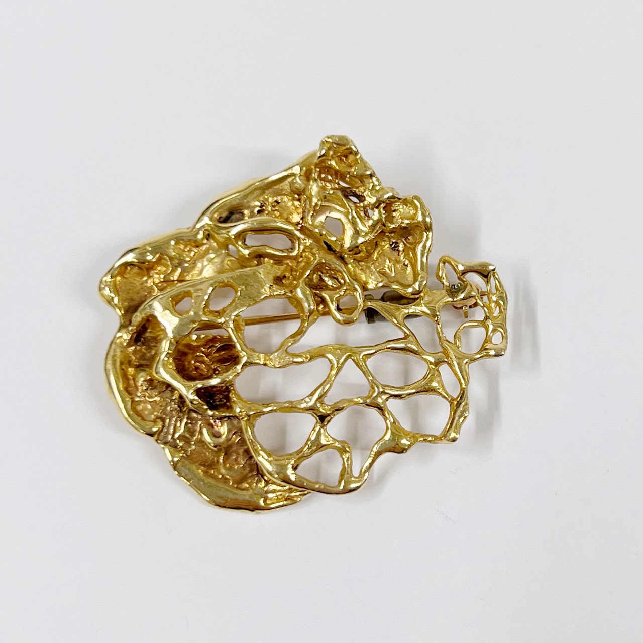 14K Gold Openwork Brooch