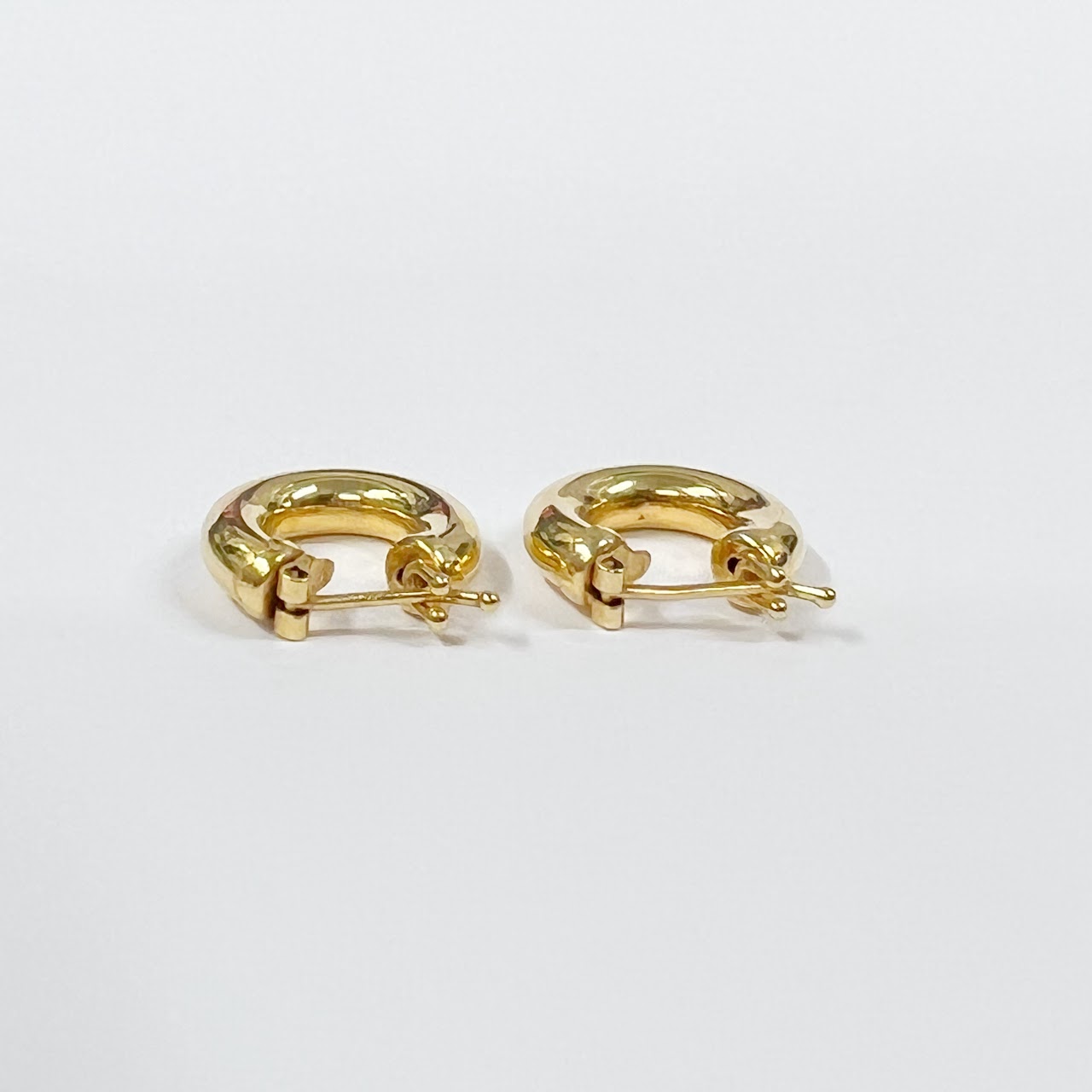 14K Gold Tubular Hoop Earrings