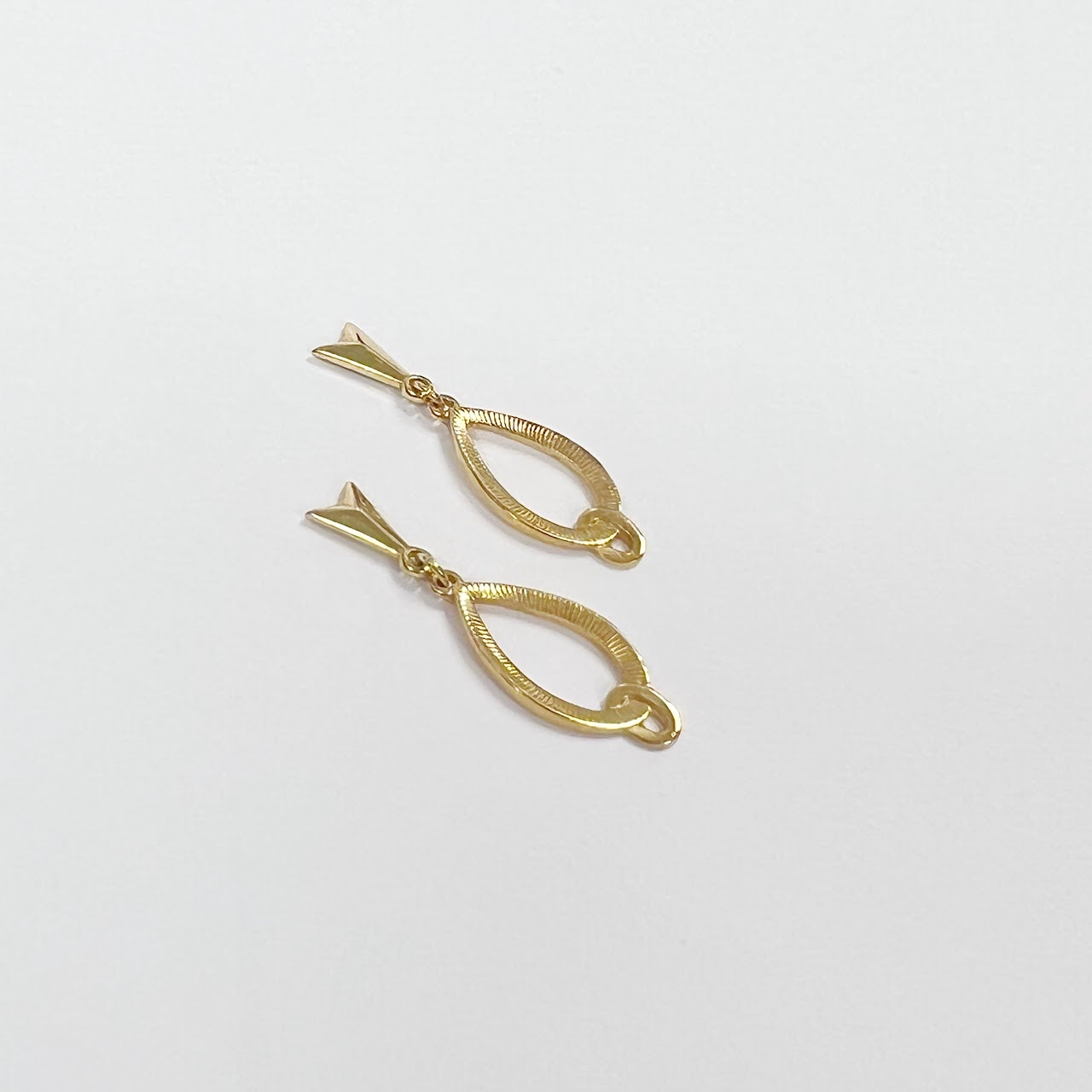 14K Gold Teardrop Earrings