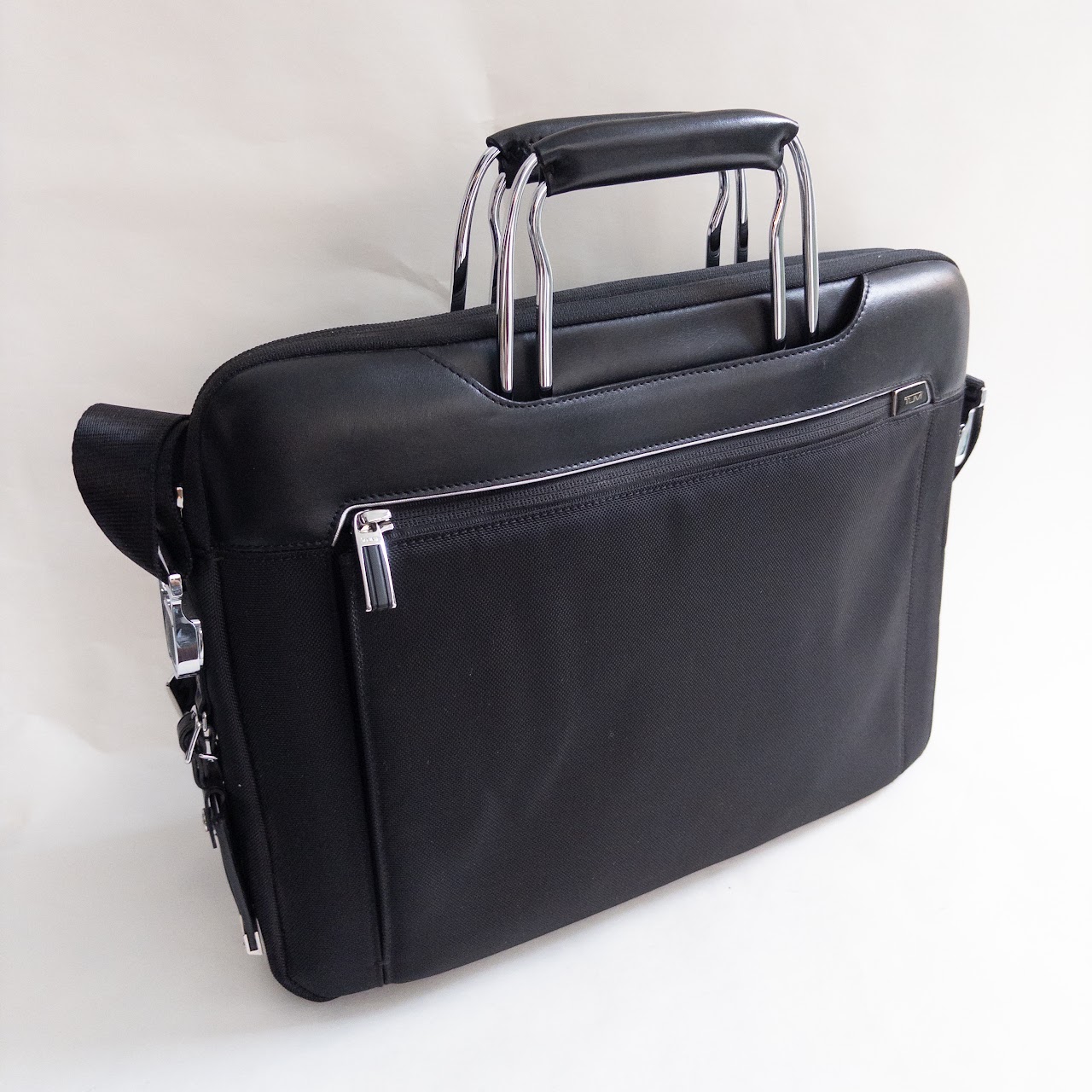 Tumi Arrivé Hannover Slim Briefcase