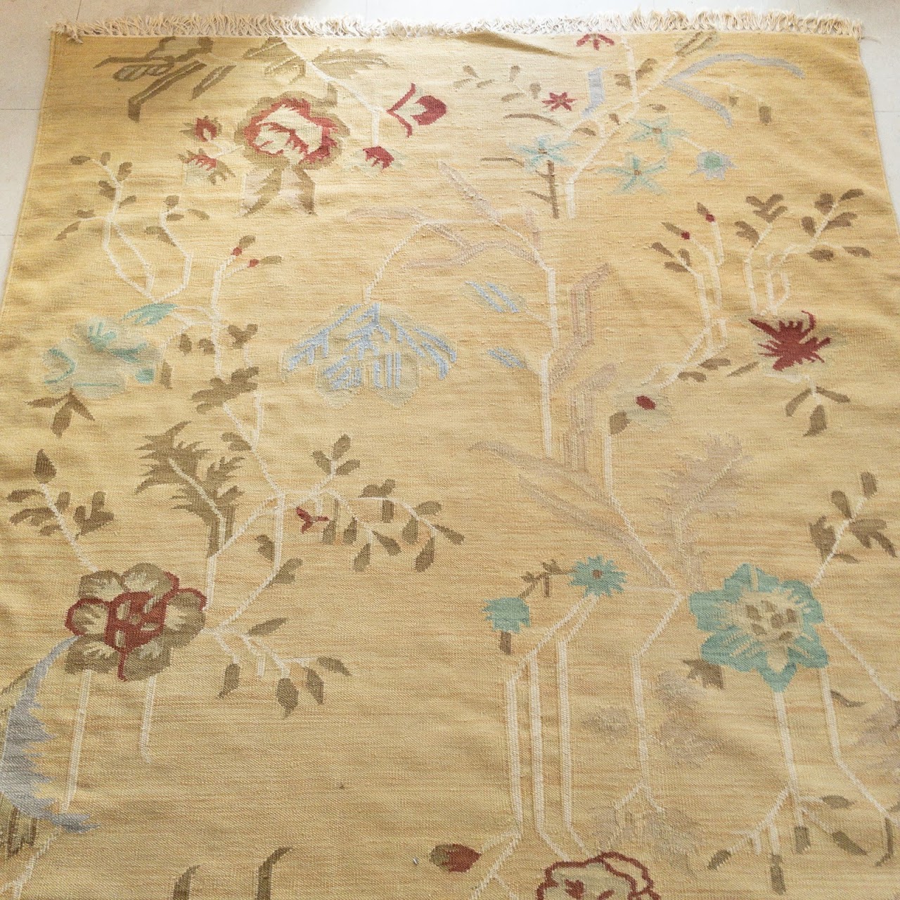 Floral Wool Area Rug