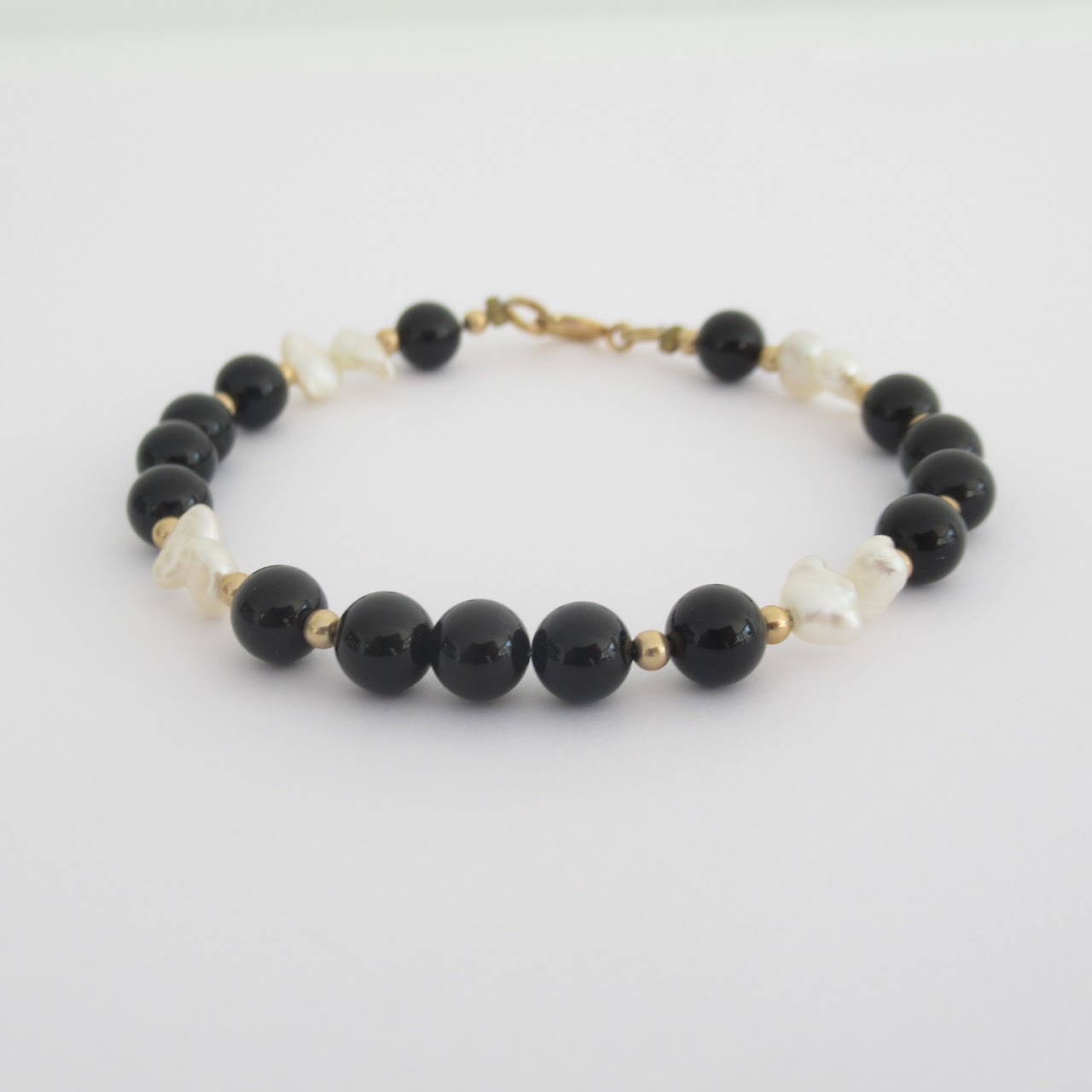 14K Gold, Onyx & Freshwater Pearl Bracelet