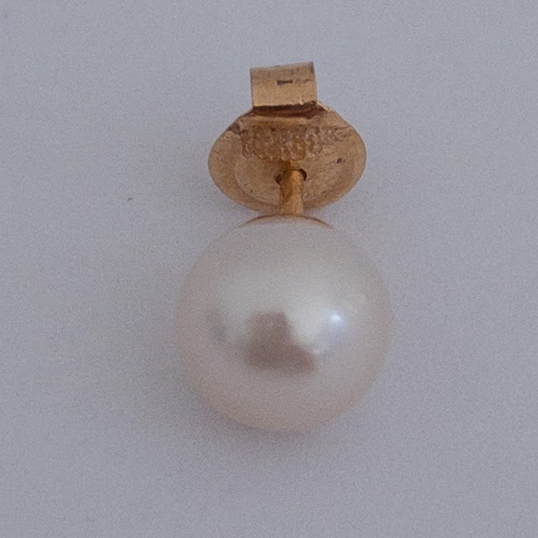 14K Gold & Pearl Stud Earrings