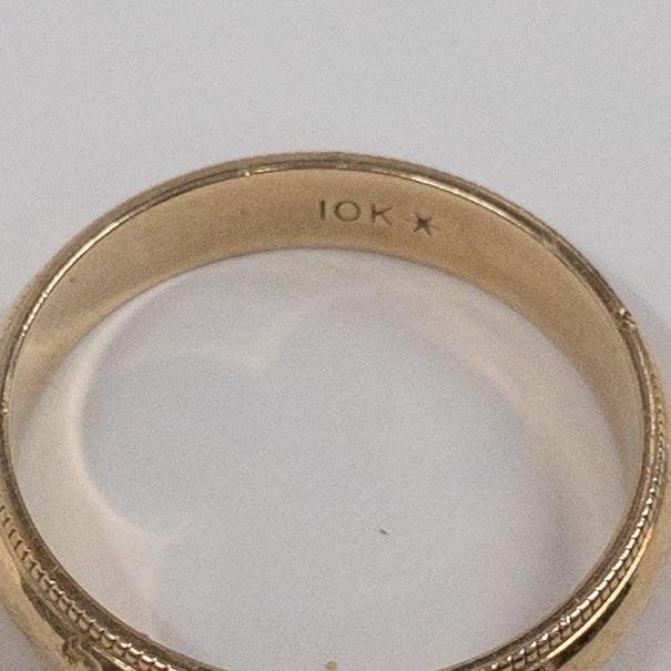 10K Gold Wedding Band