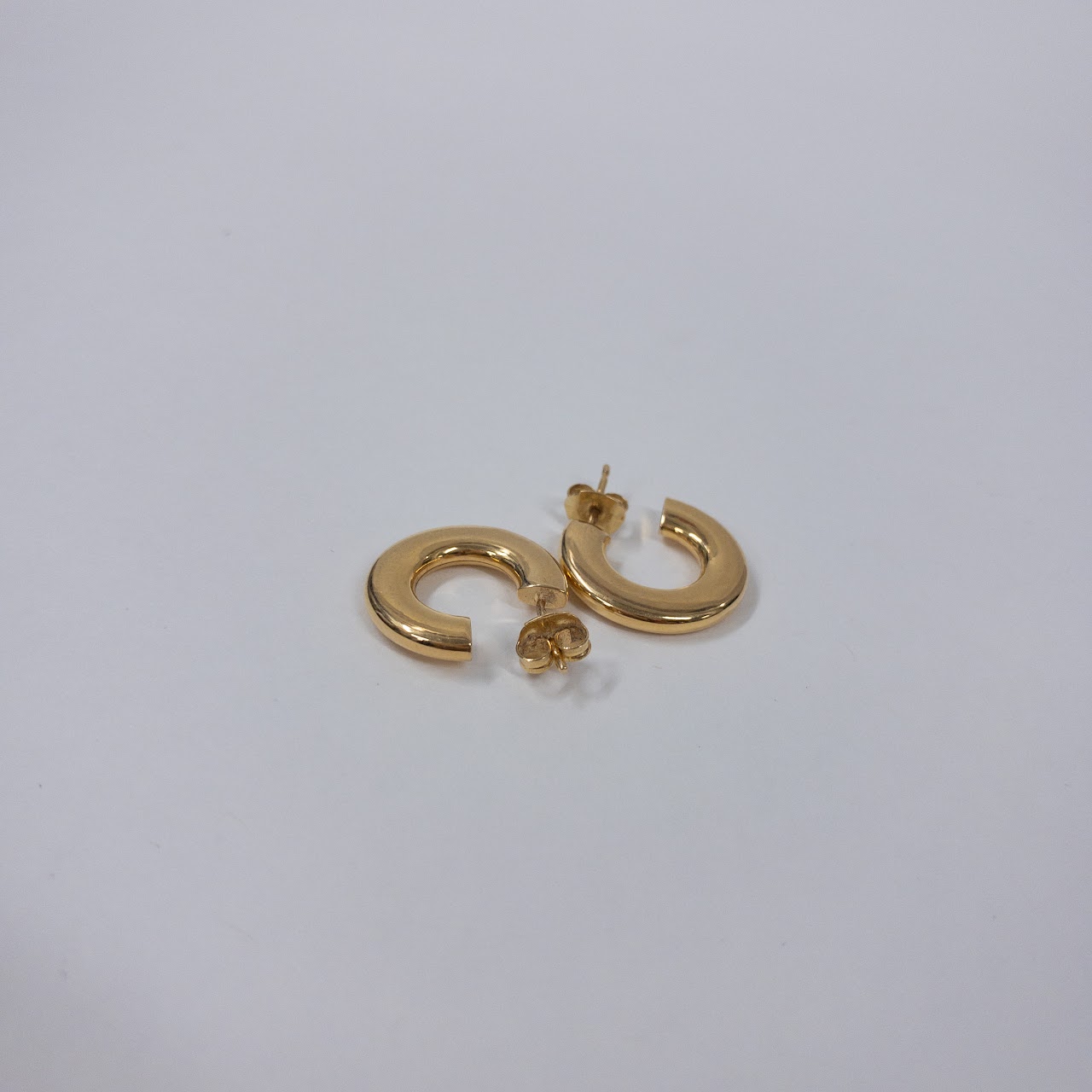 18K Gold Open Hoop Earrings