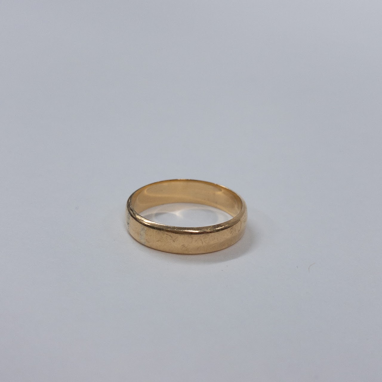 18K Gold Wedding Band