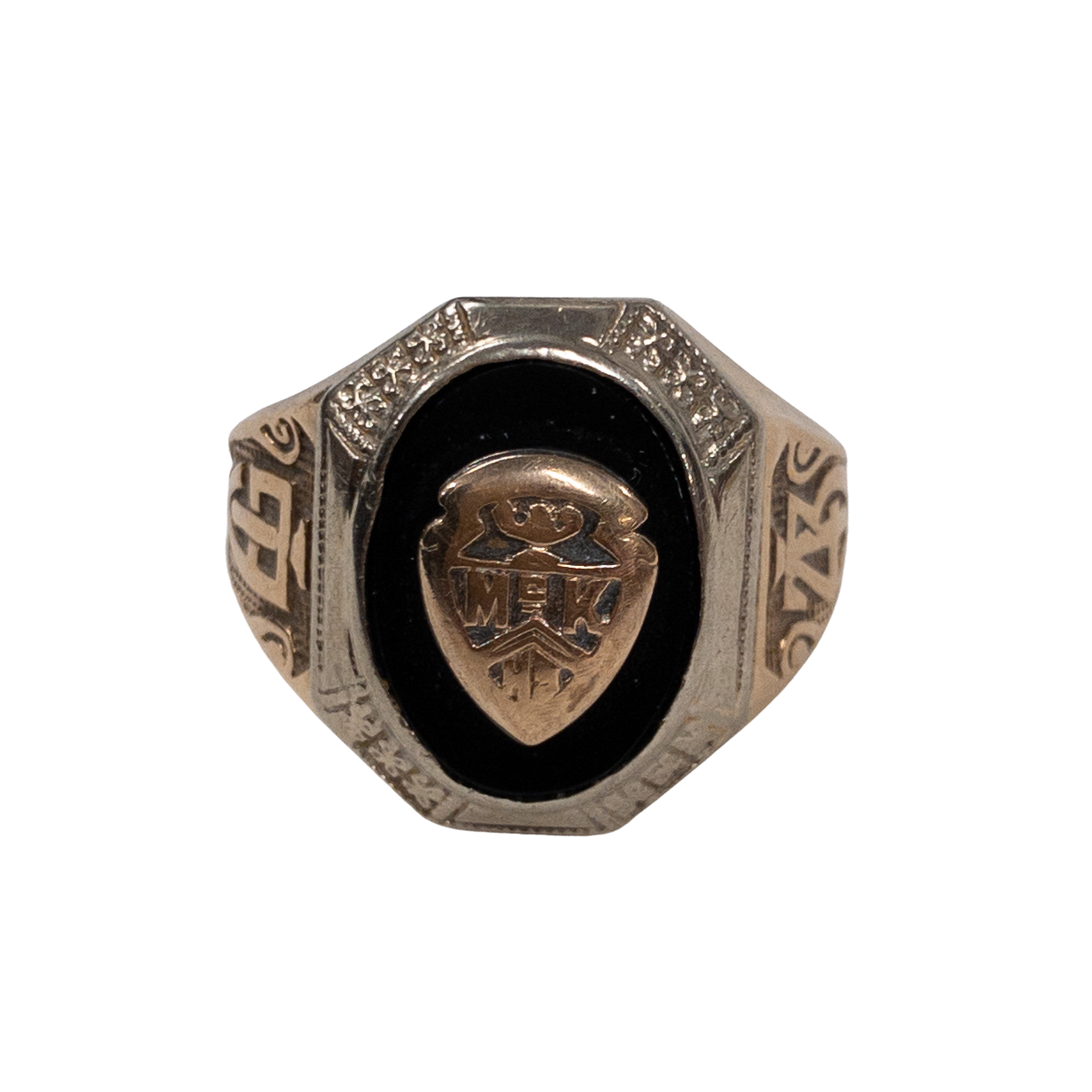 10K Gold Antique Class Ring With Badge Setting