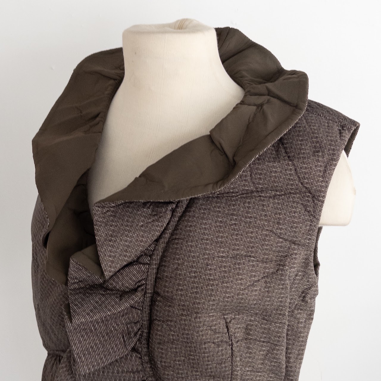 Yves Saint Laurent Edition 24 NEW Ruffled Scuba Vest