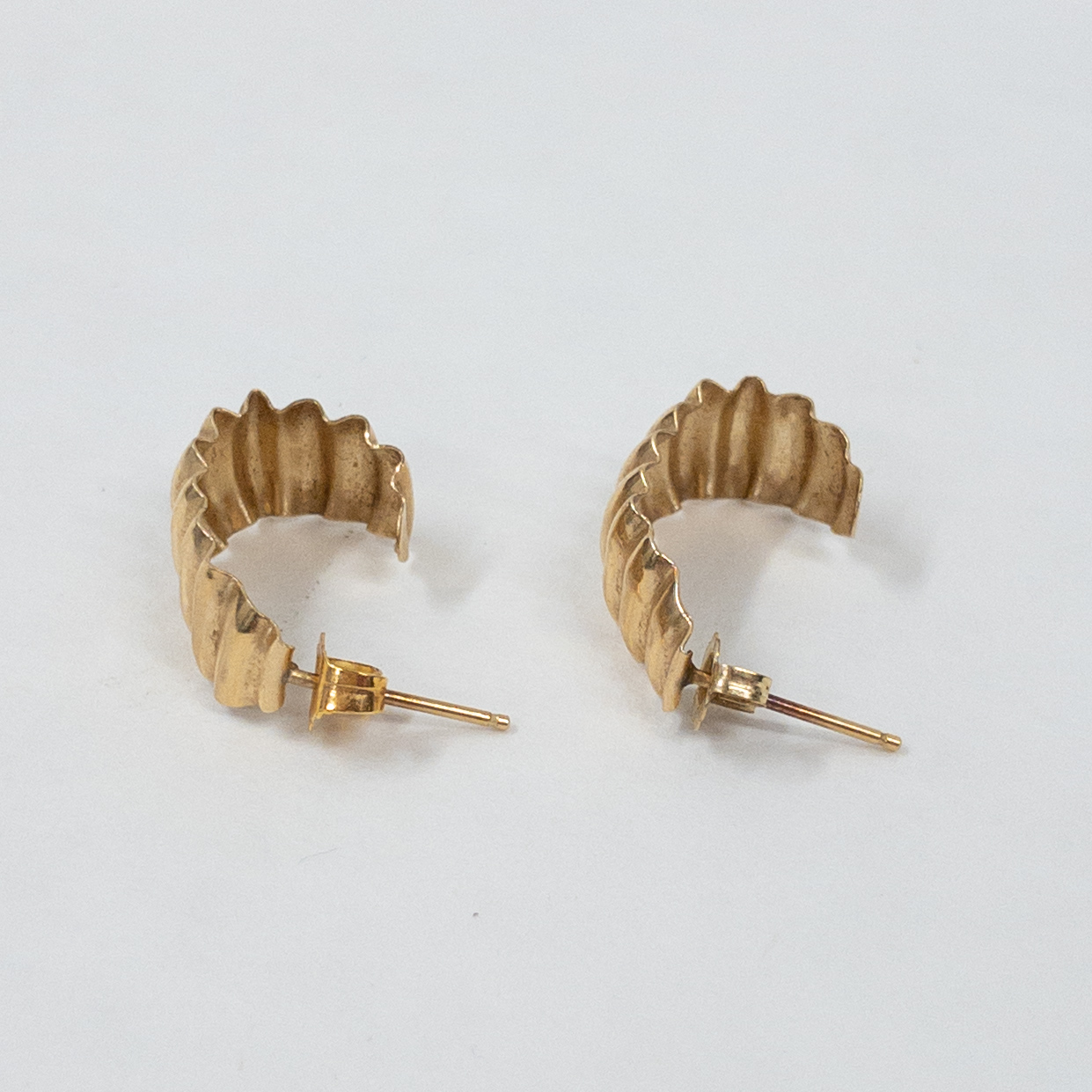 14K Gold Corrugated Earrings