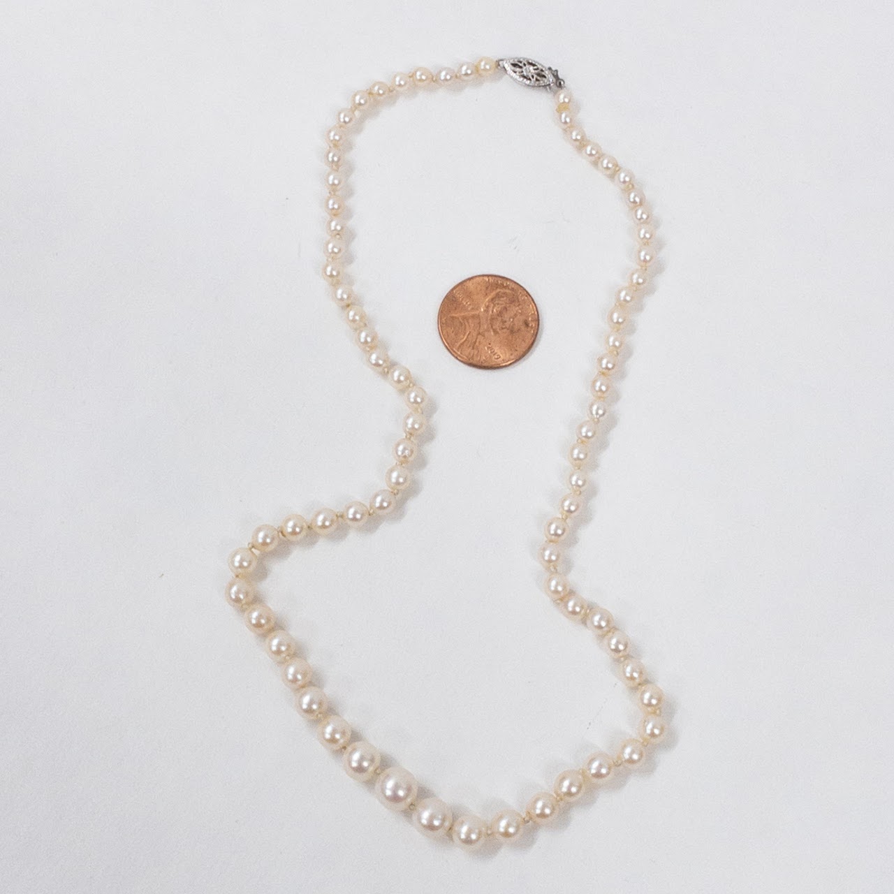 14K White Gold and Graduated Pearl Choker Necklace