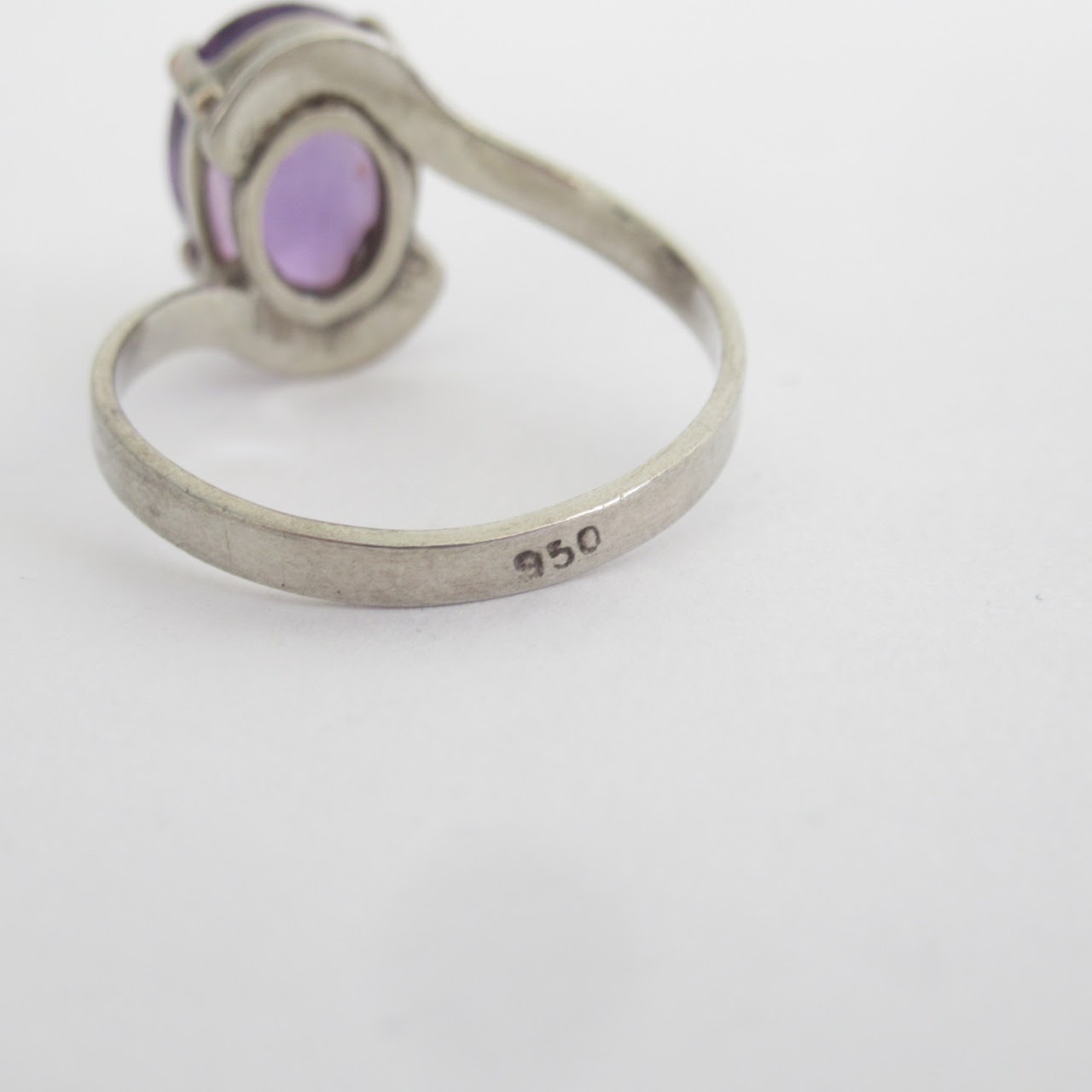 Sterling Silver & Oval  Amethyst Ring