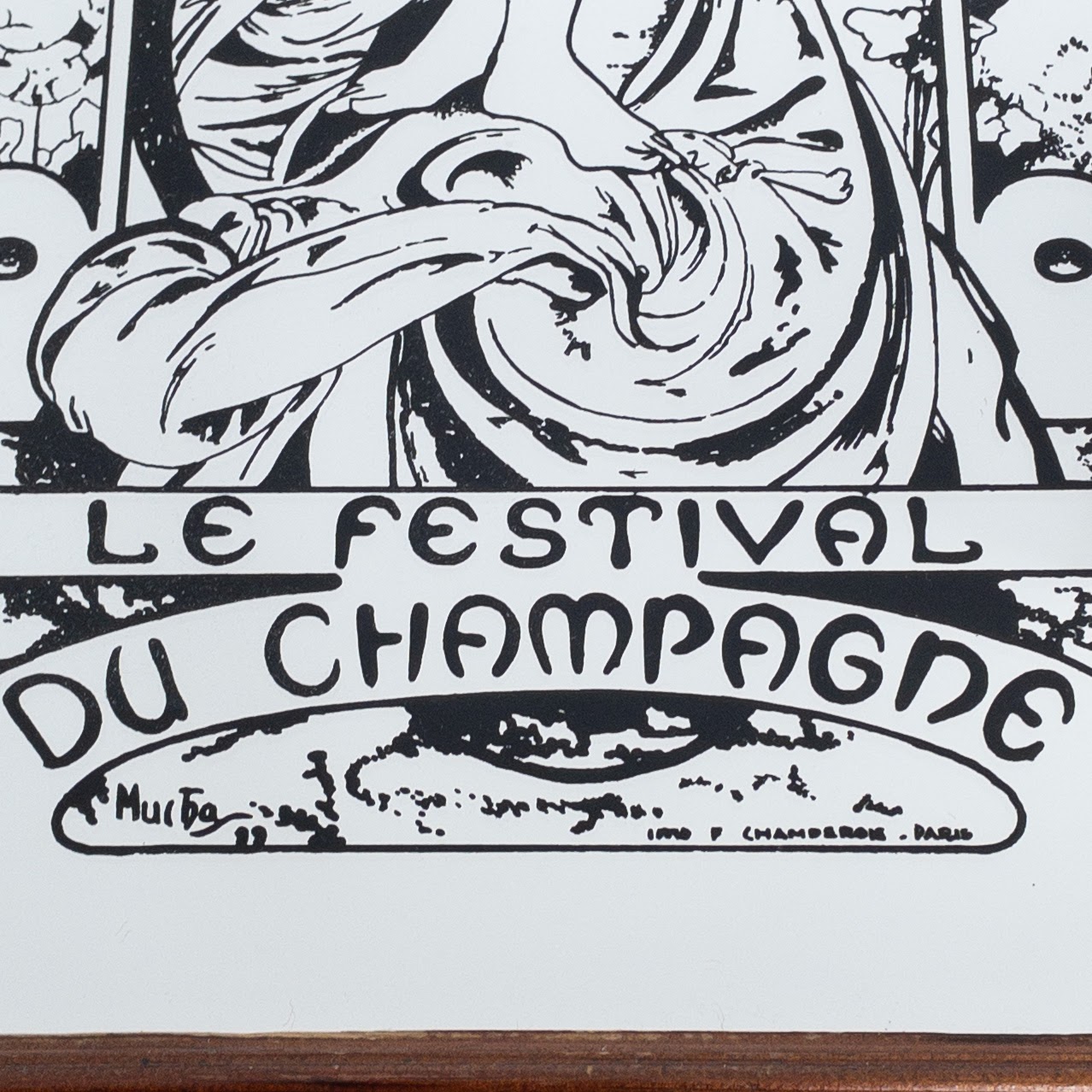 Alphonse Mucha 'Moet & Chandon: La Festival Du Champagne' Decorative Mirror