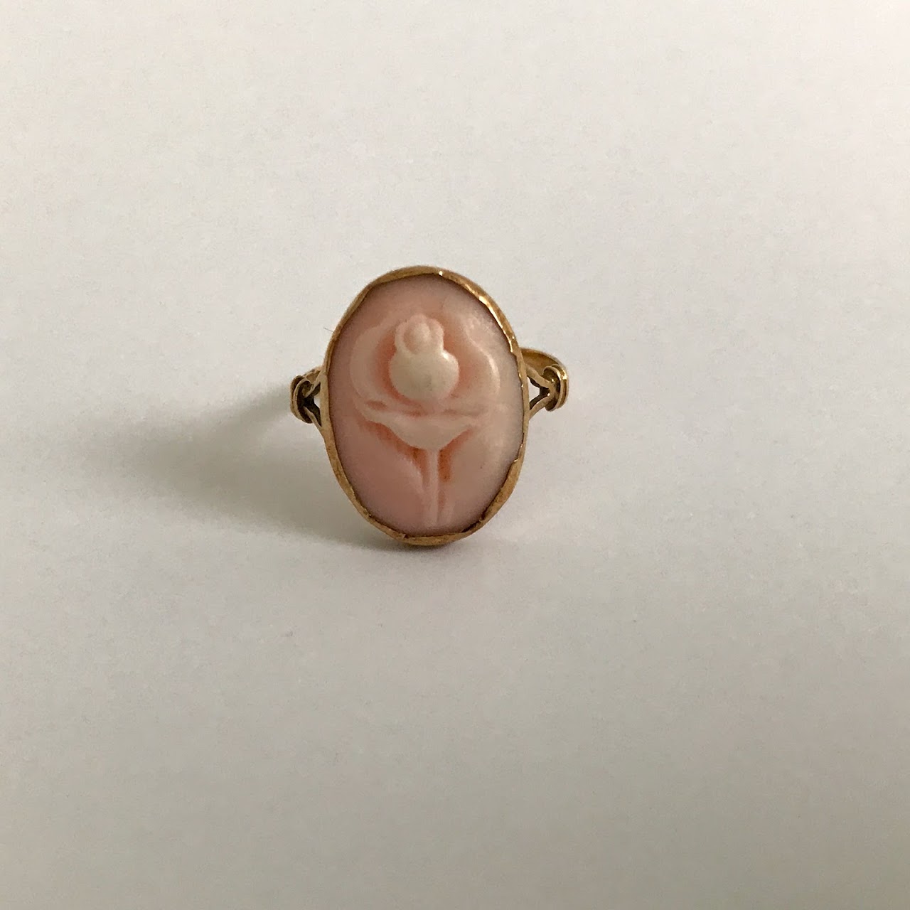 18K Gold Carved Flower Ring