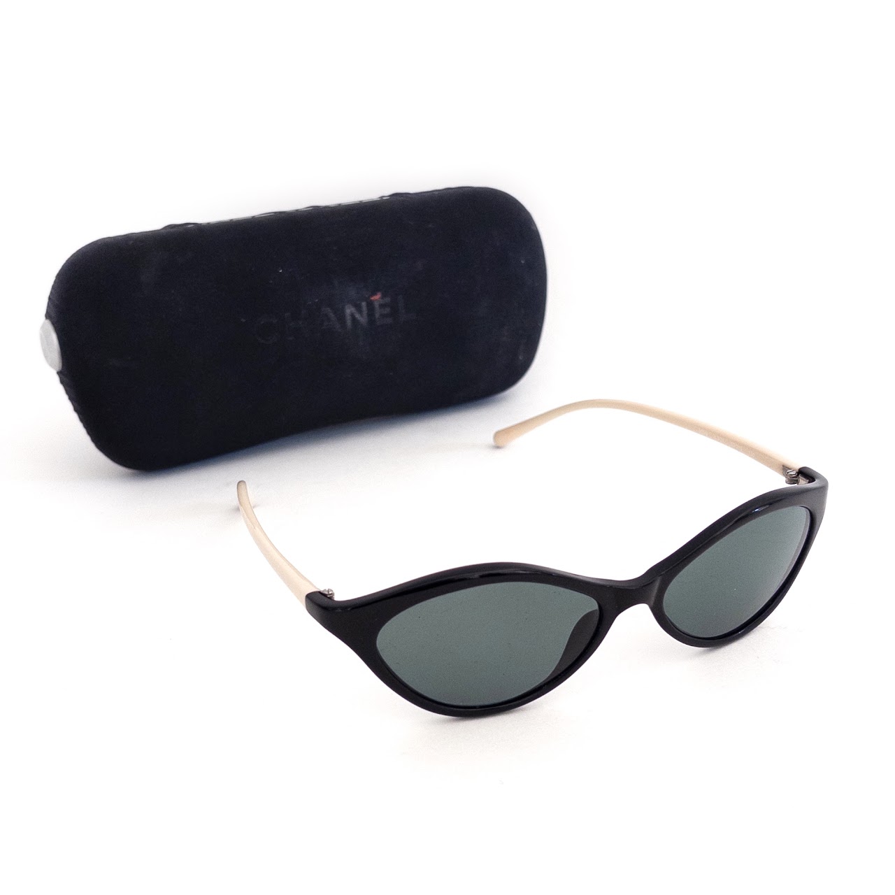 Chanel Cateye Contrast Color Sunglasses