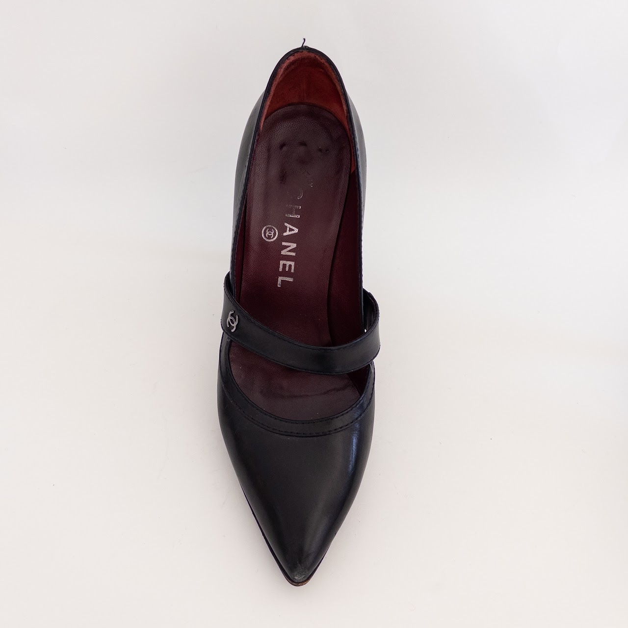 Chanel Pointy Toe CC logo Pumps