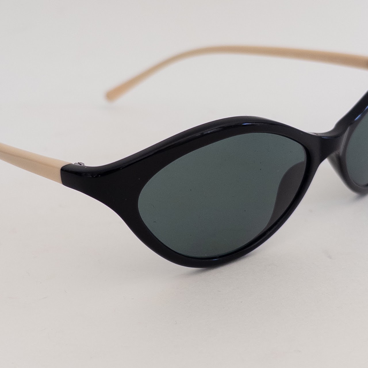 Chanel Cateye Contrast Color Sunglasses