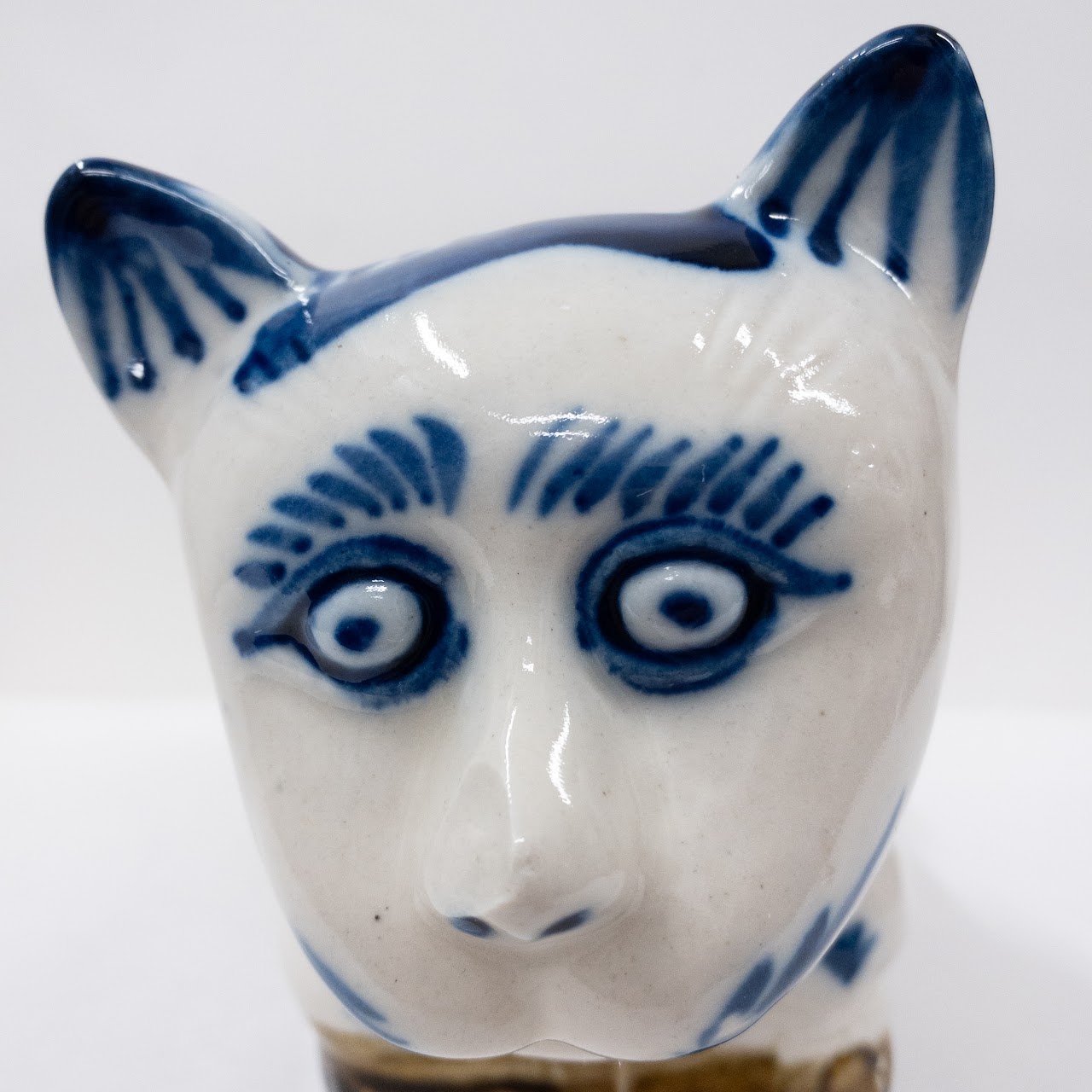 Chinese Porcelain Cat Pillow Headrest