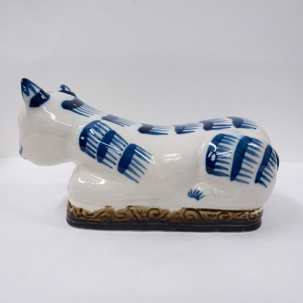 Chinese Porcelain Cat Pillow Headrest