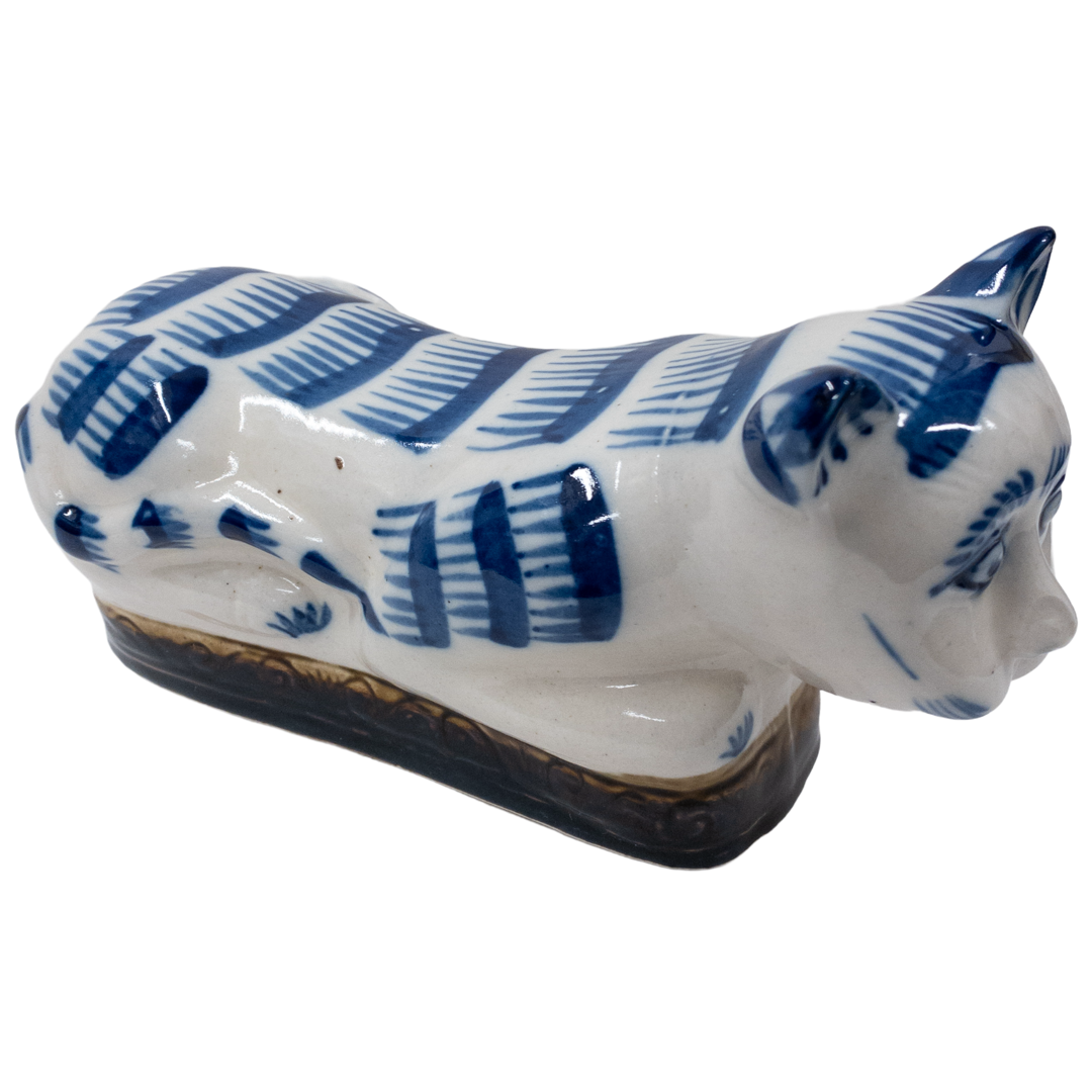 Chinese Porcelain Cat Pillow Headrest