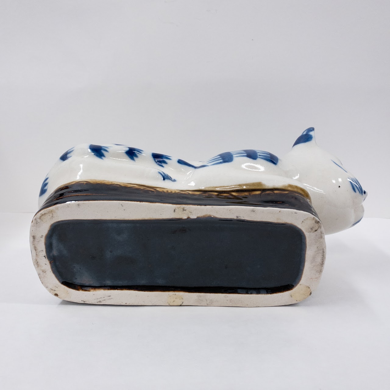 Chinese Porcelain Cat Pillow Headrest