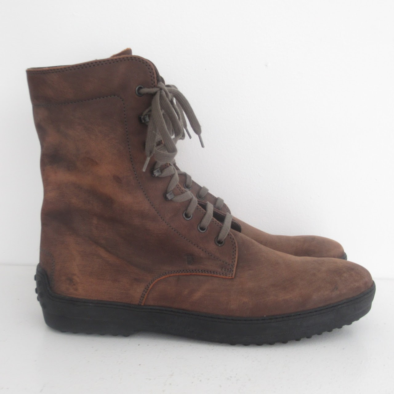 Tod's Suede Hi-Top Boot