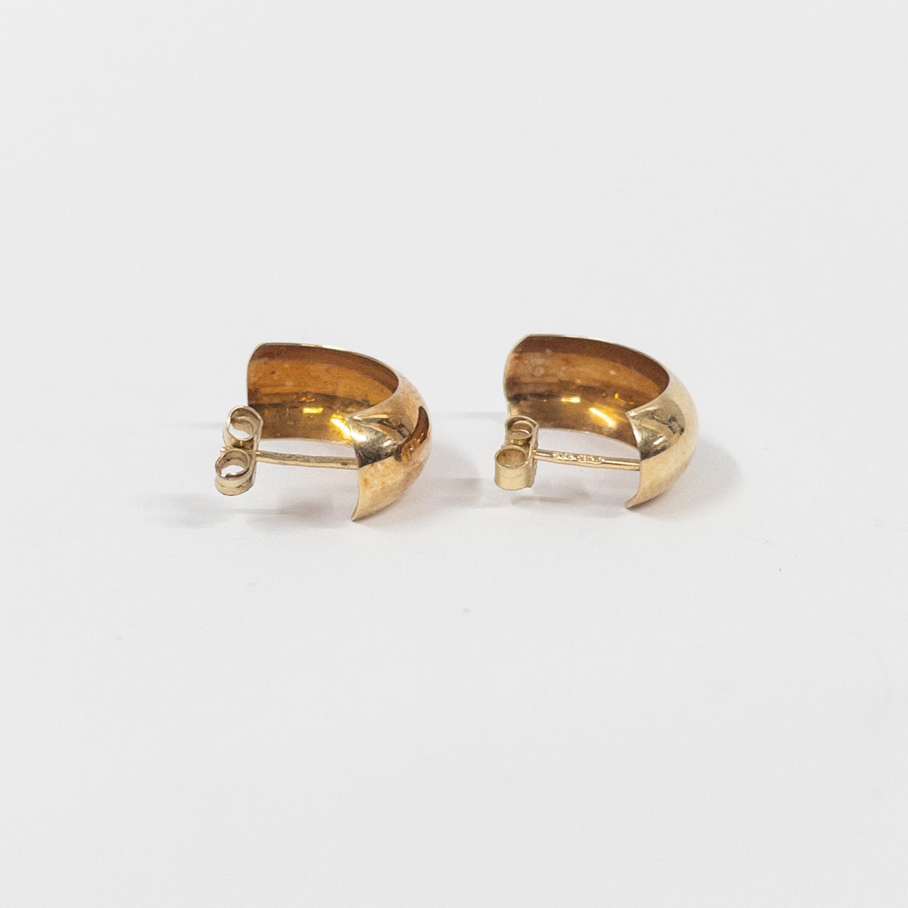 14K Gold Curved Earrings